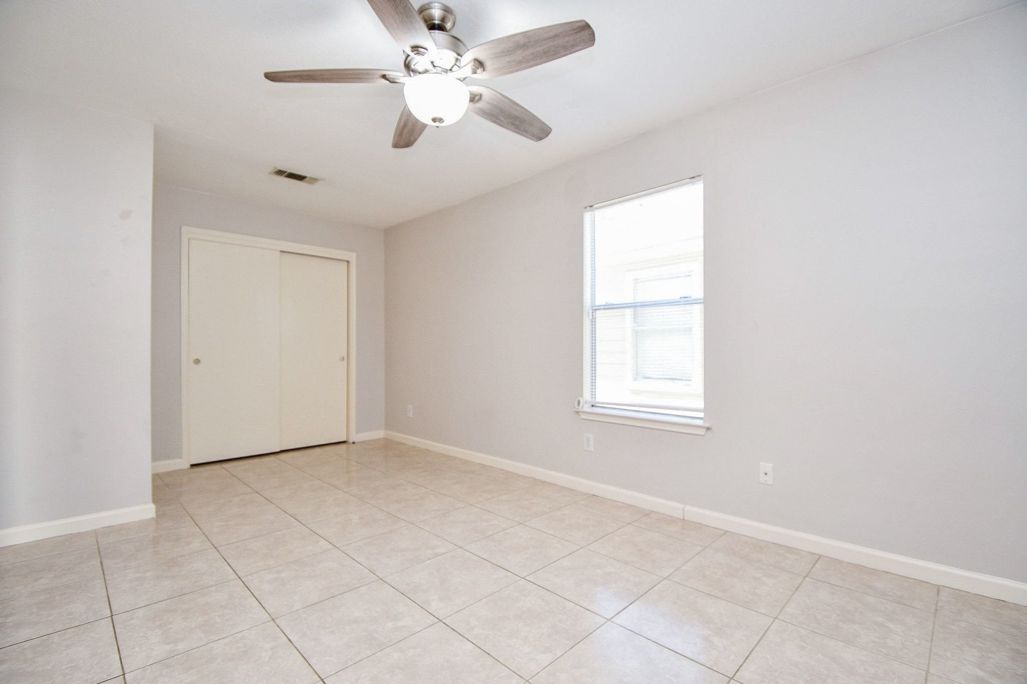11811 Fossil Rock Lane, Houston, TX 77034