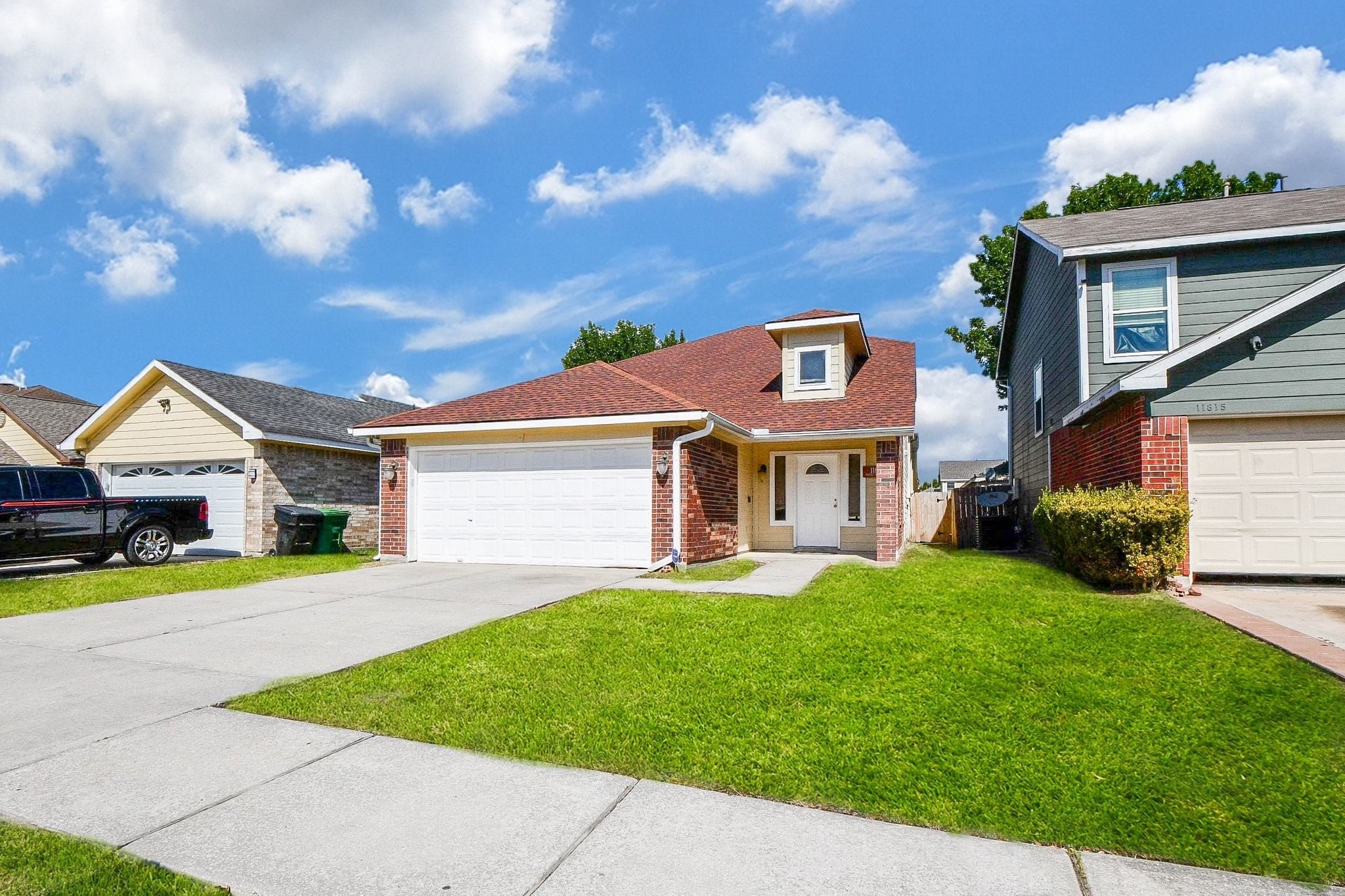 11811 Fossil Rock Lane, Houston, TX 77034