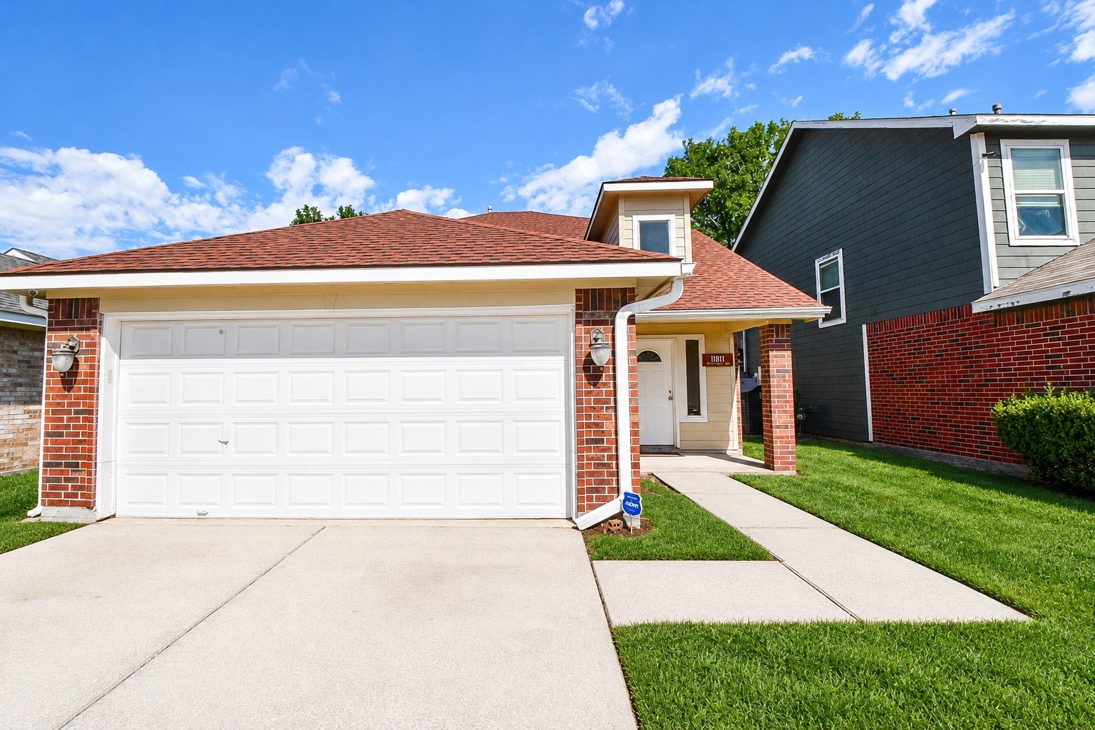 11811 Fossil Rock Lane, Houston, TX 77034