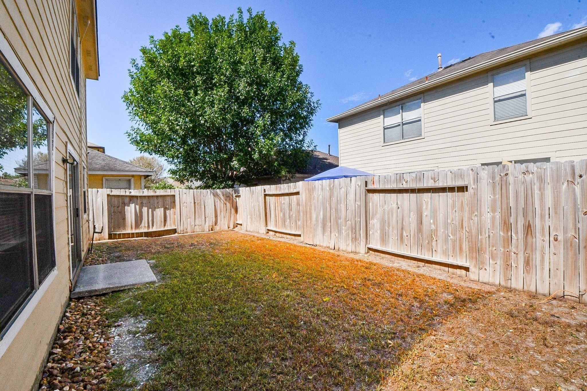 11811 Fossil Rock Lane, Houston, TX 77034