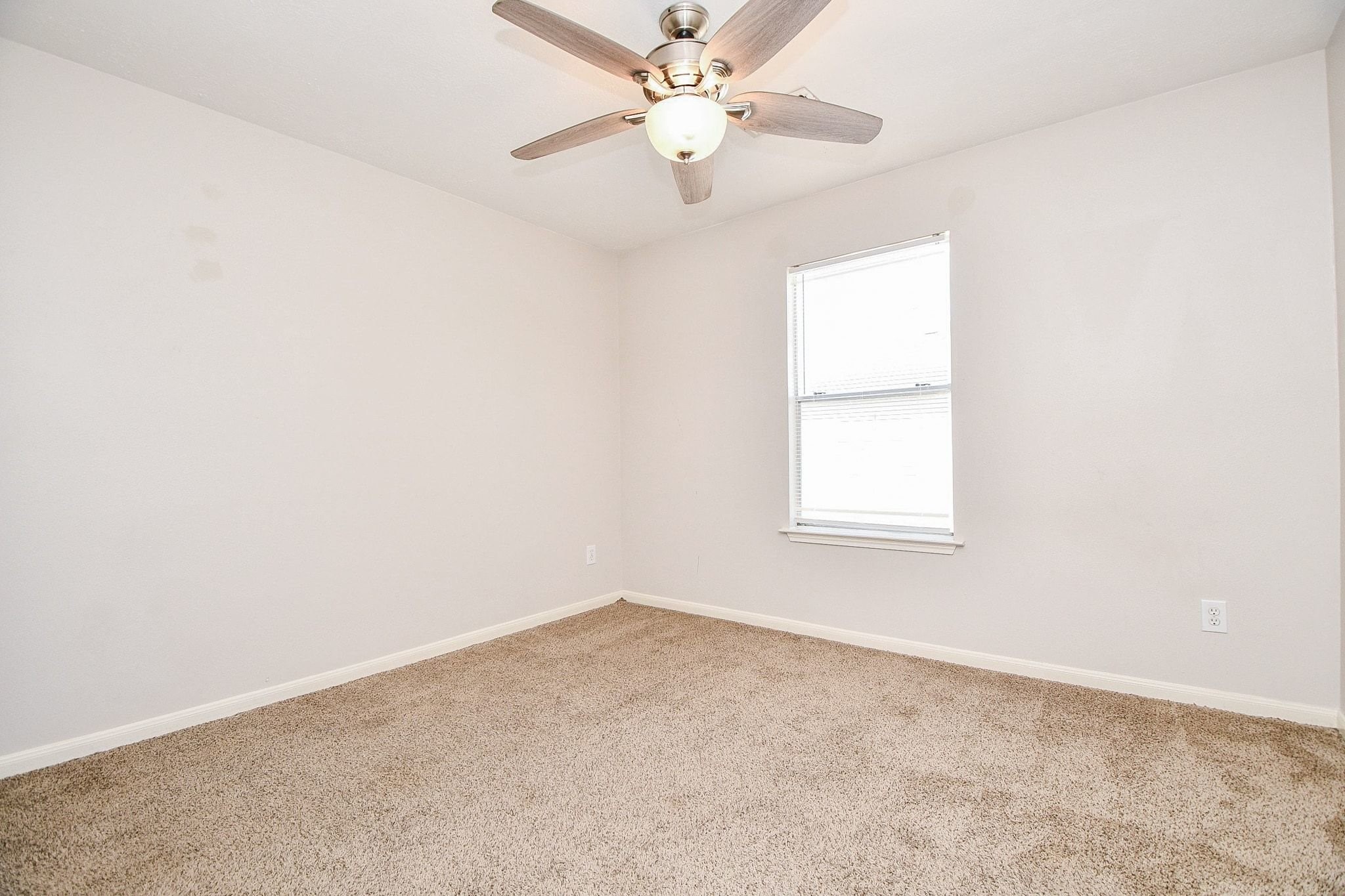 11811 Fossil Rock Lane, Houston, TX 77034