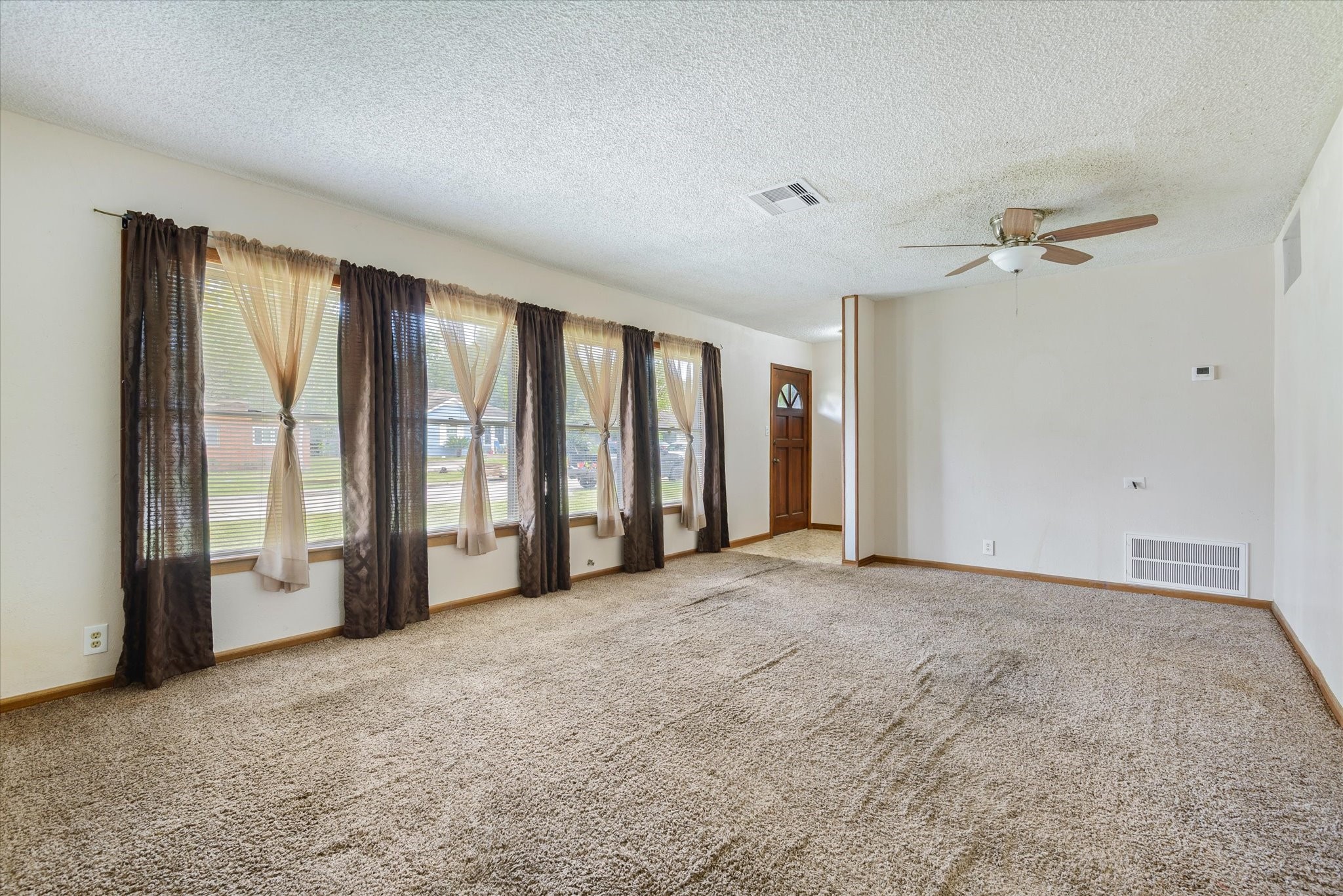 Large livingroom