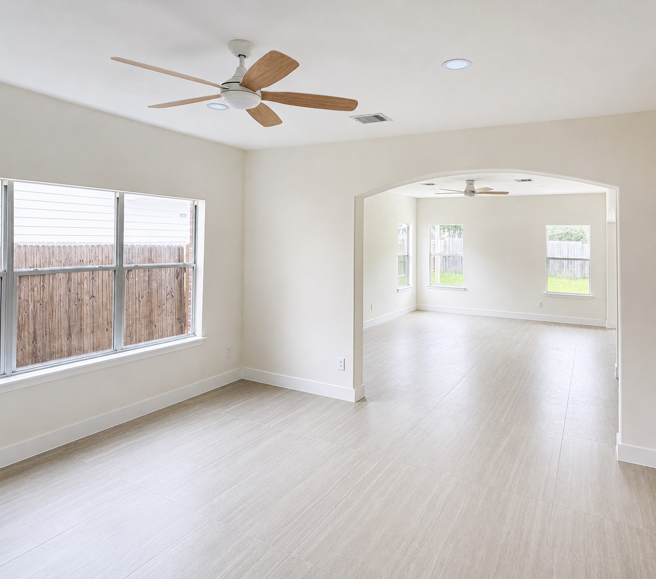 2106 Lakeshore Forest Court, Missouri City, TX 77459