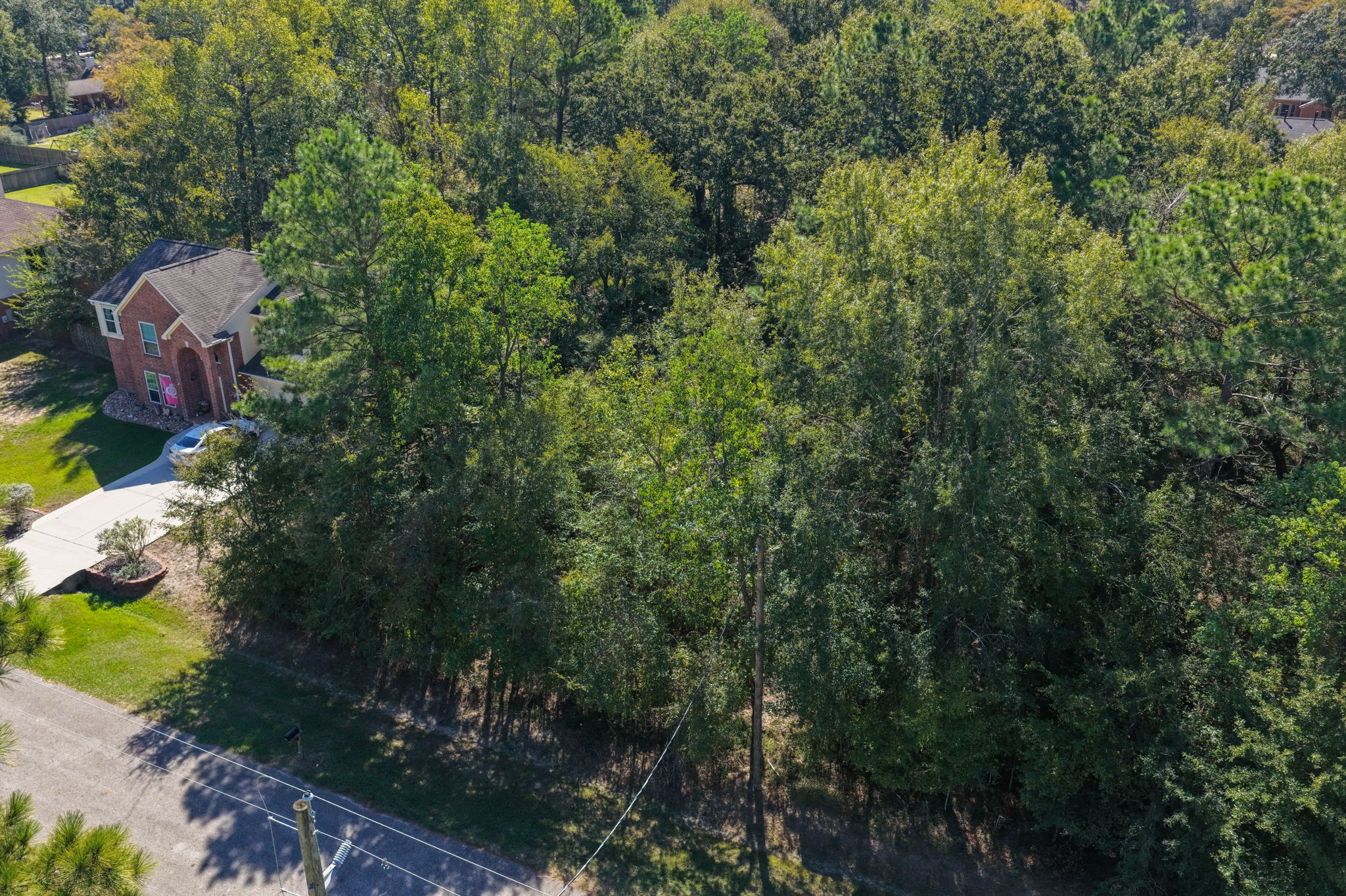6621 Grant, Magnolia, TX 77354