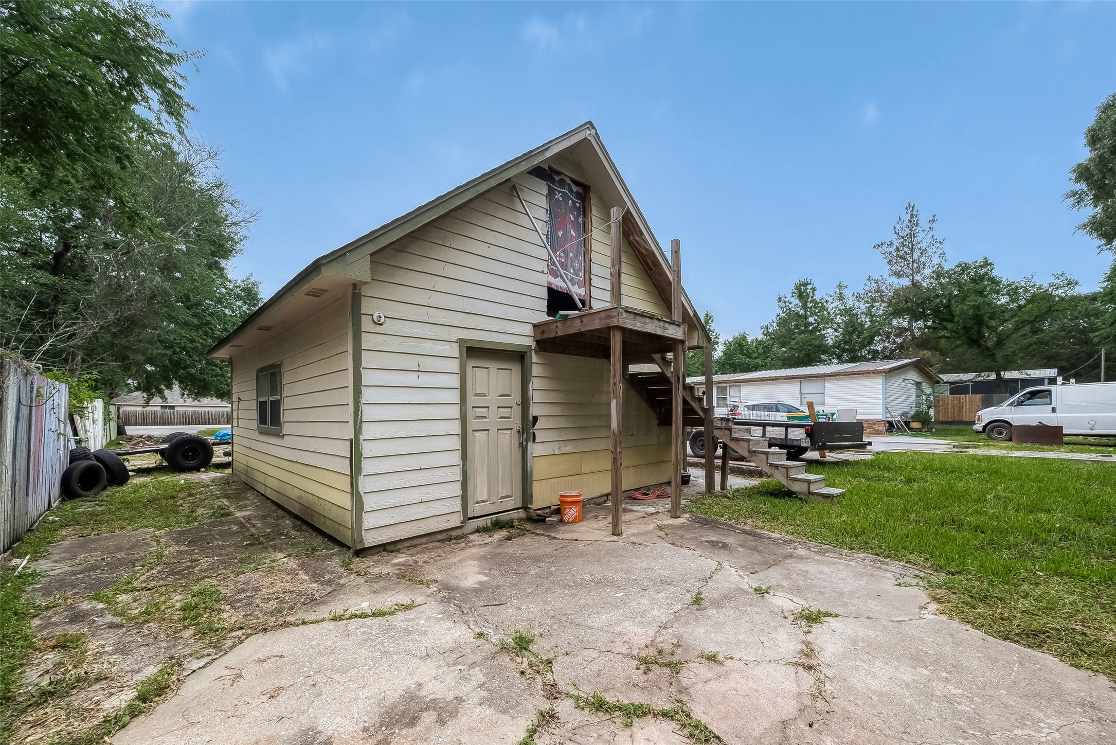 829 Porter Road, Conroe, TX 77301