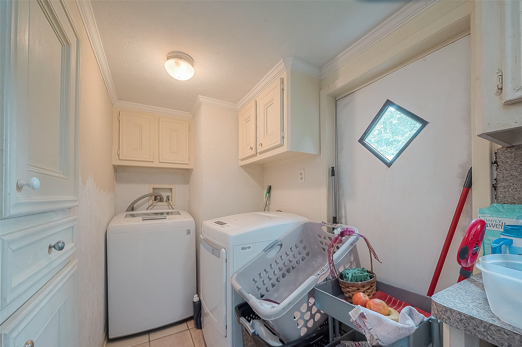 829 Porter Road, Conroe, TX 77301