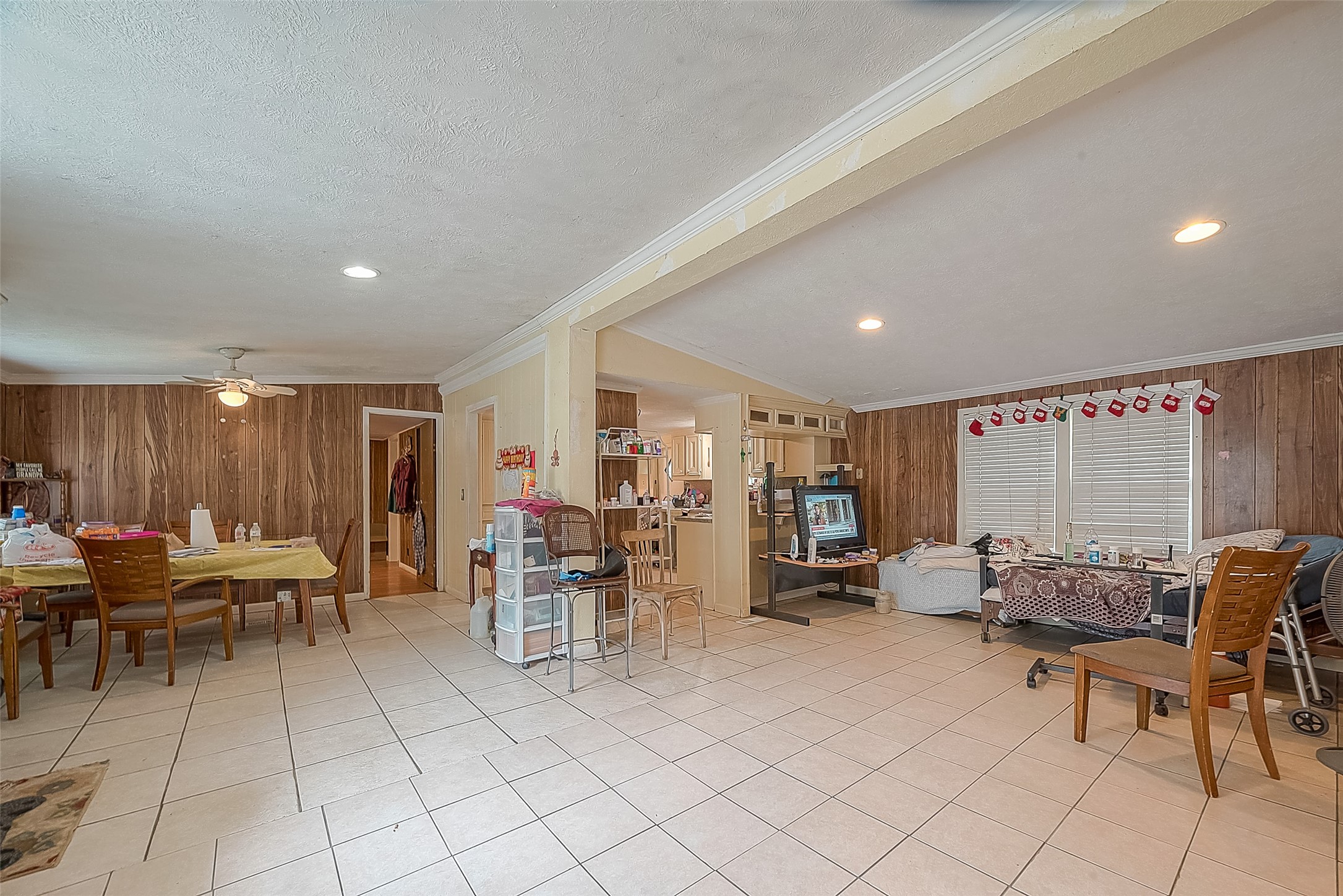 829 Porter Road, Conroe, TX 77301