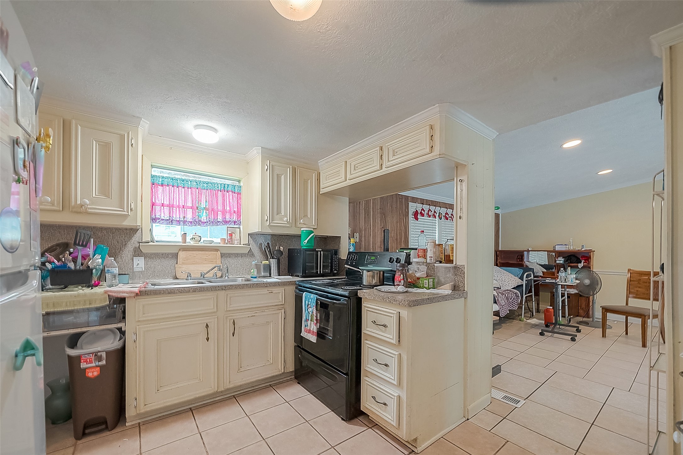 829 Porter Road, Conroe, TX 77301