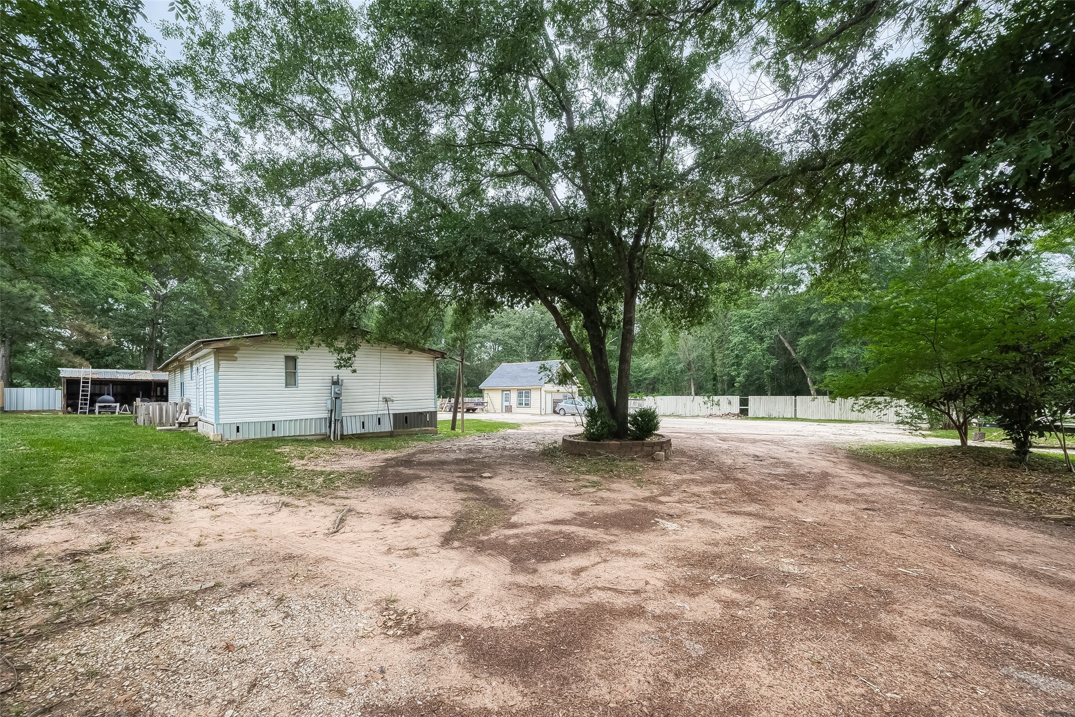 829 Porter Road, Conroe, TX 77301