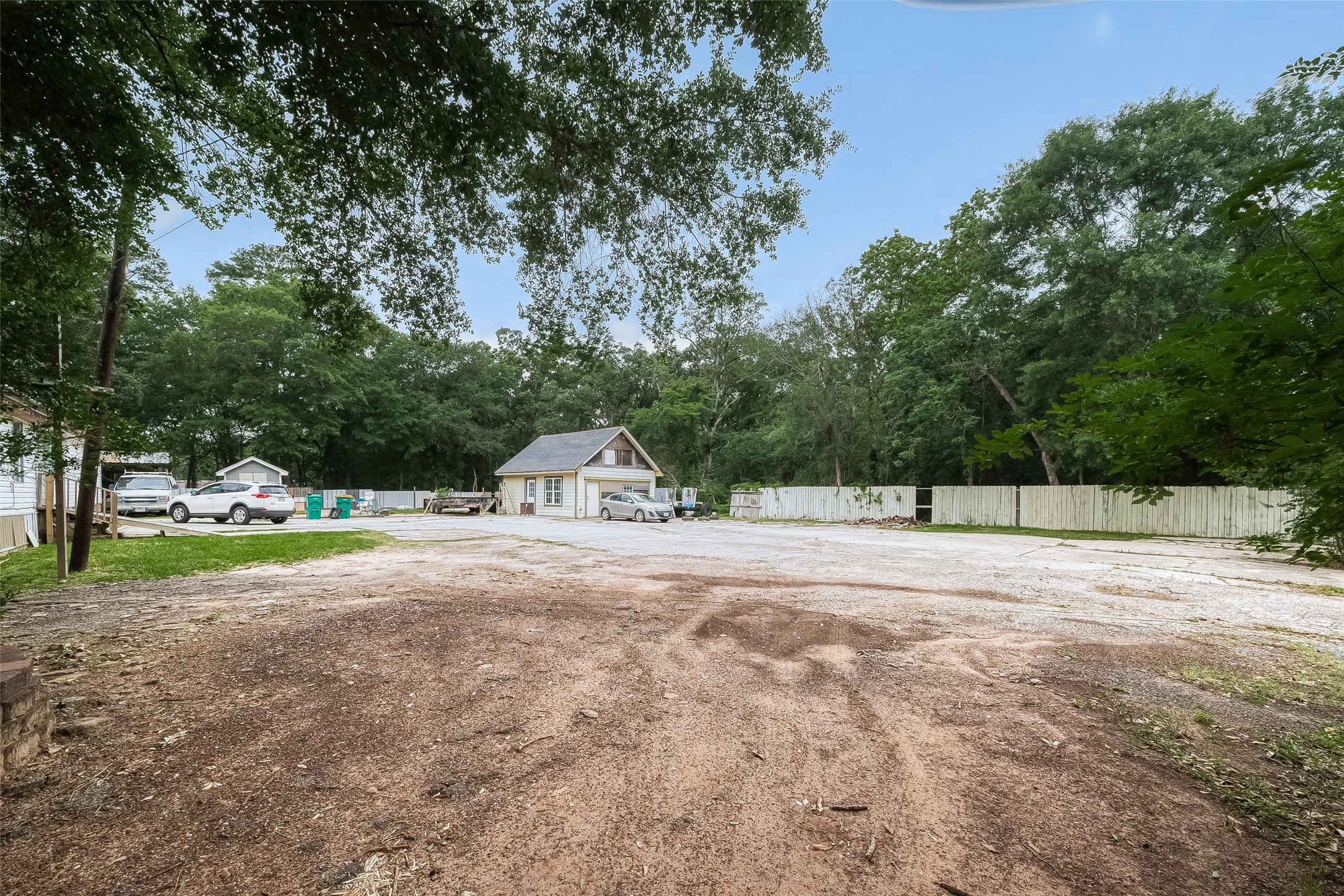 829 Porter Road, Conroe, TX 77301