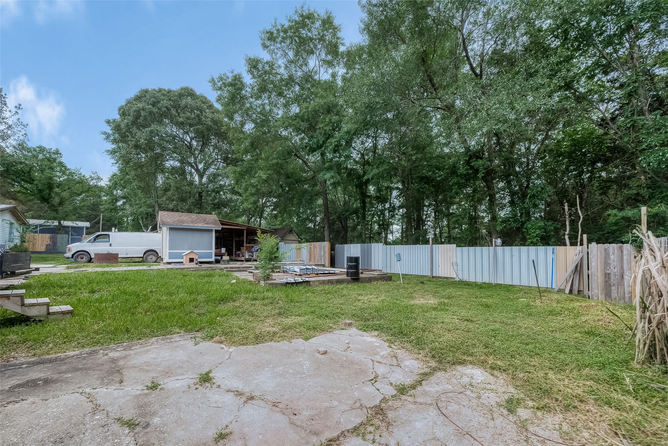829 Porter Road, Conroe, TX 77301 829 Porter Road, Conroe, TX 77301
