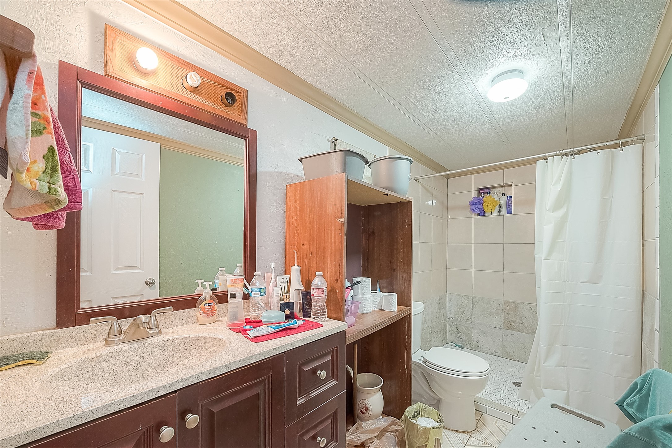 829 Porter Road, Conroe, TX 77301