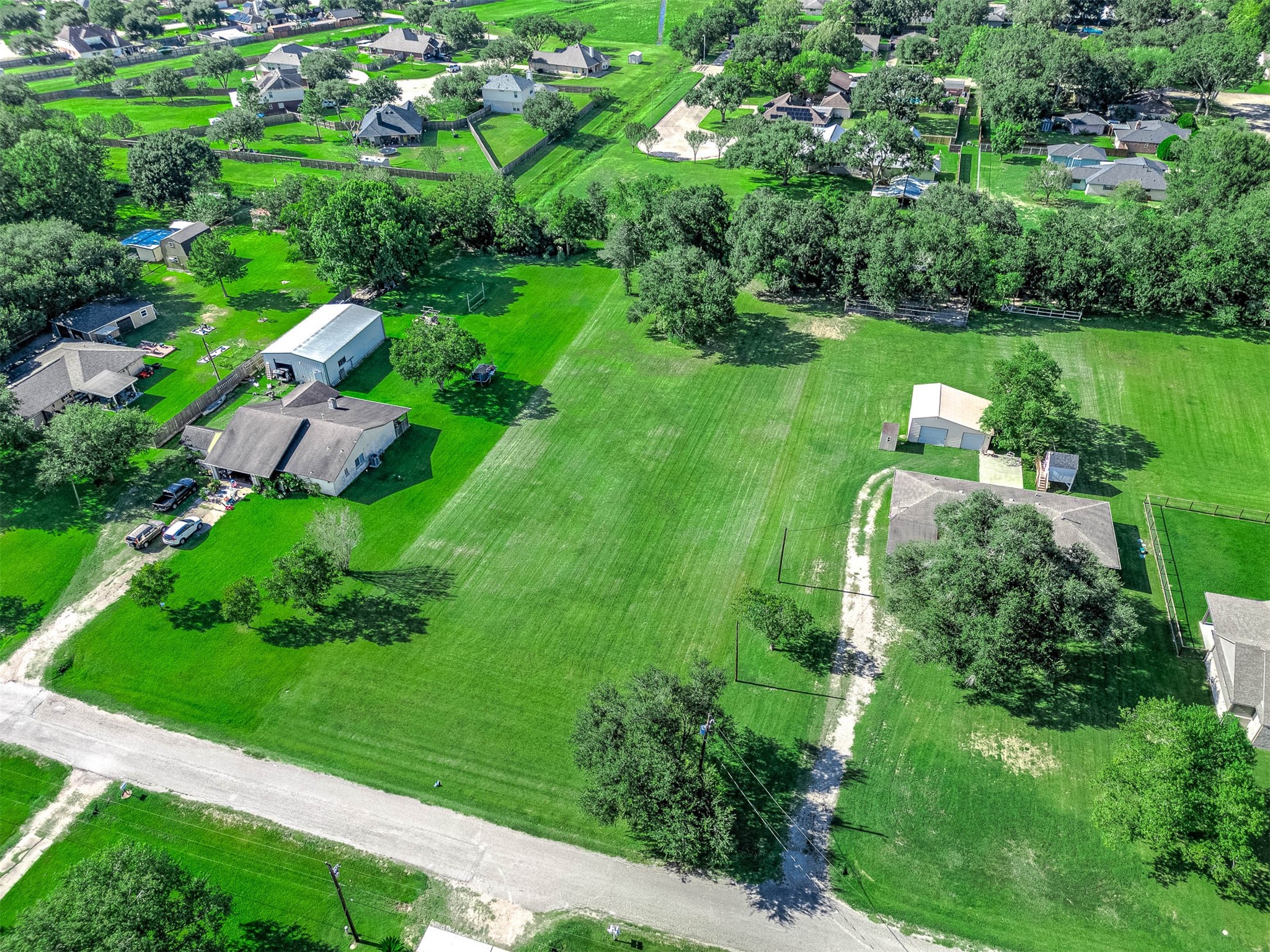 00 Mustang Drive, Alvin, TX 77511