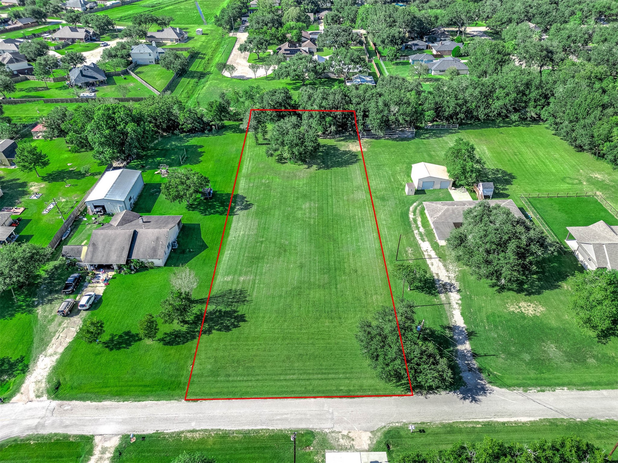 Beautifully manicured 1.04 acres in Hillcrest Village Beautifully manicured 1.04 acres in Hillcrest Village
