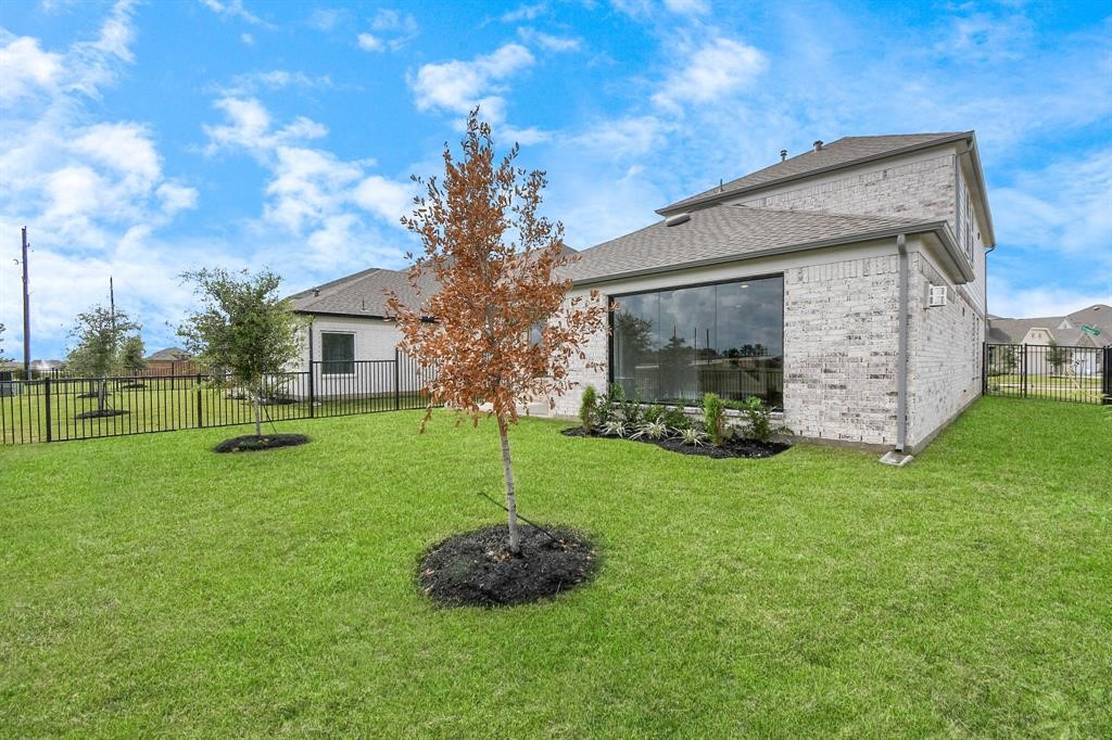 12910 Kinneskie Drive, Humble, TX 77346