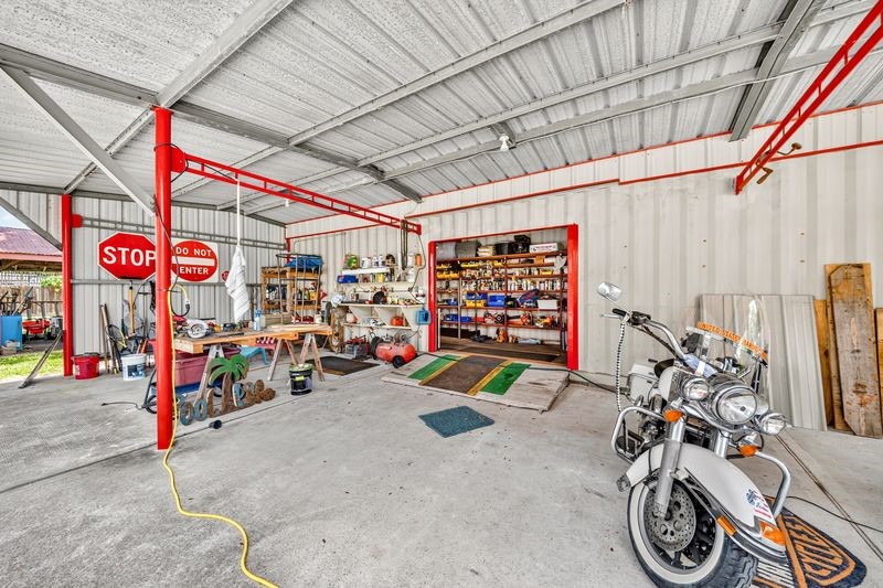 749 12th Street, Dickinson, TX 77539