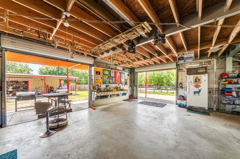 749 12th Street, Dickinson, TX 77539