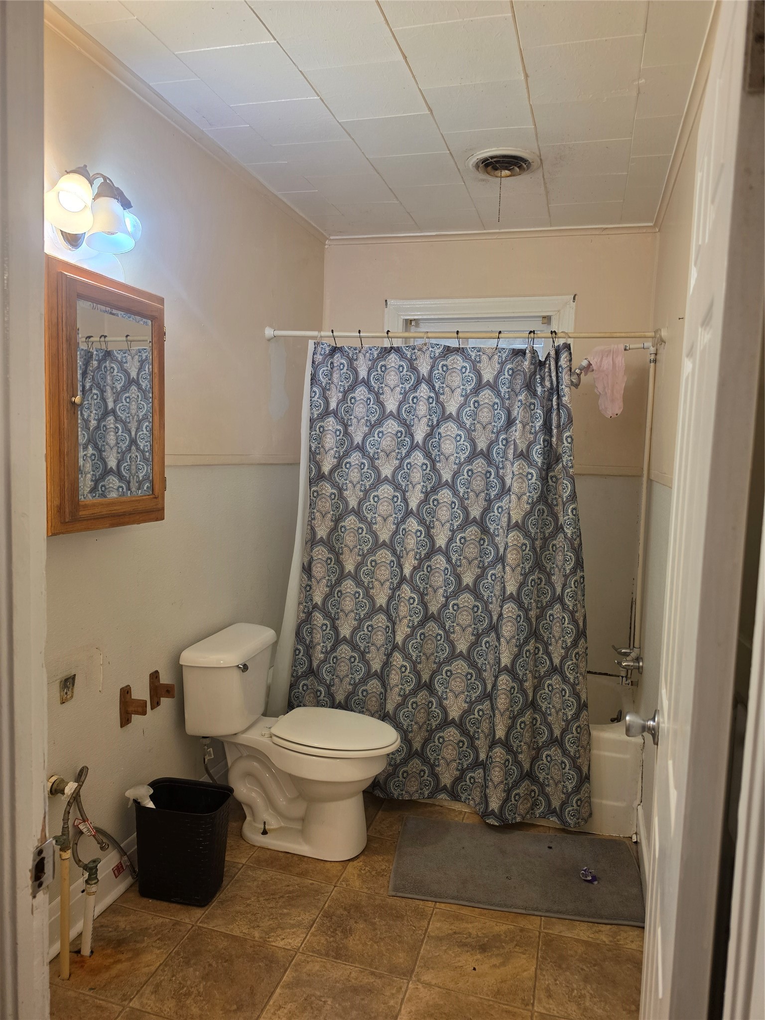 108 W Humble Street, Baytown, TX 77520