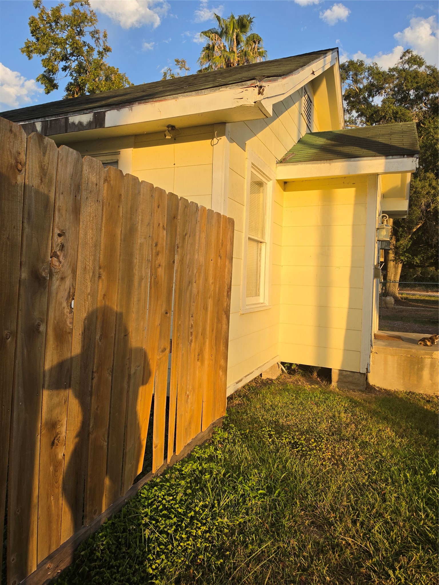 108 W Humble Street, Baytown, TX 77520
