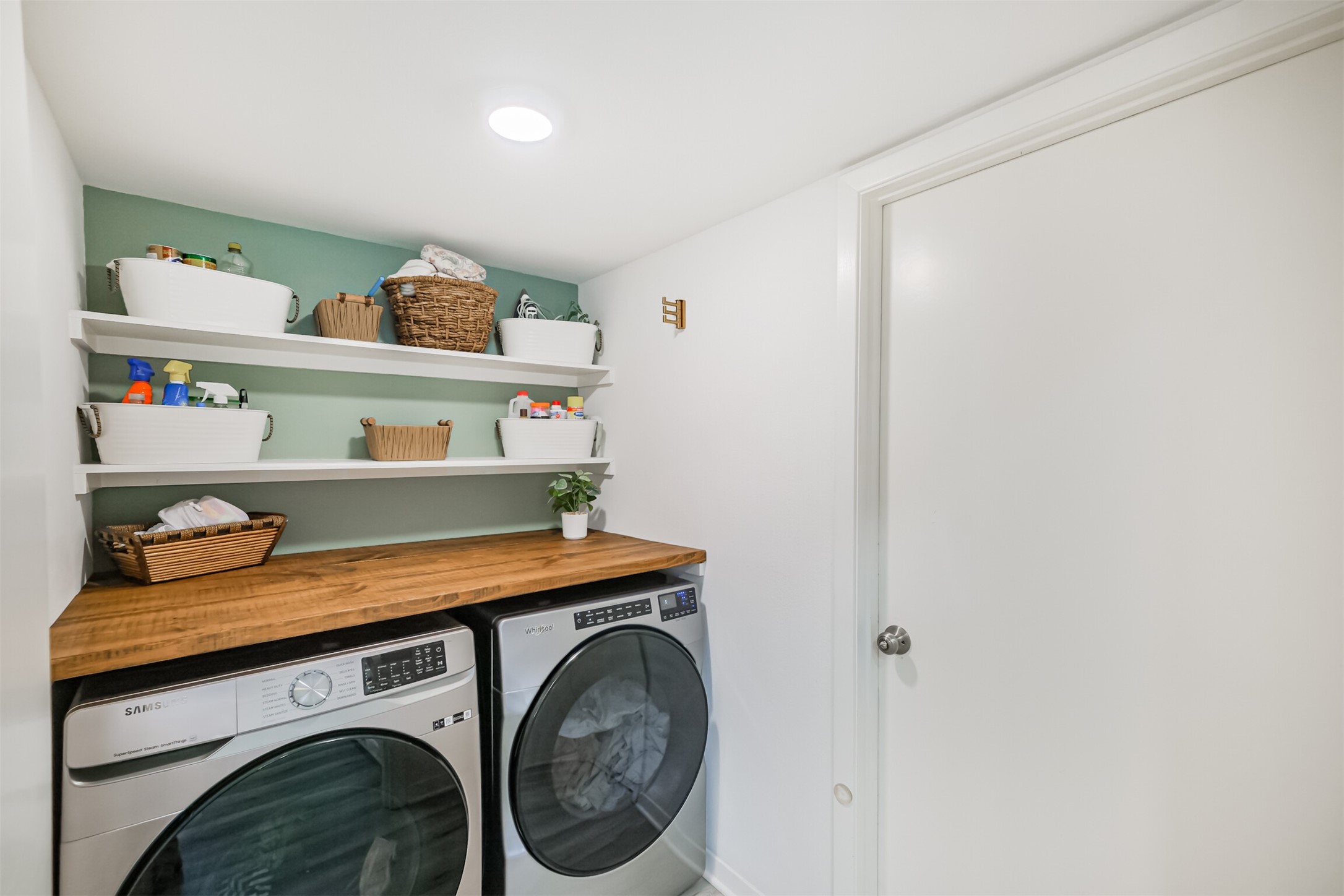 Washer, dryer and refrigerator are included in the lease!
