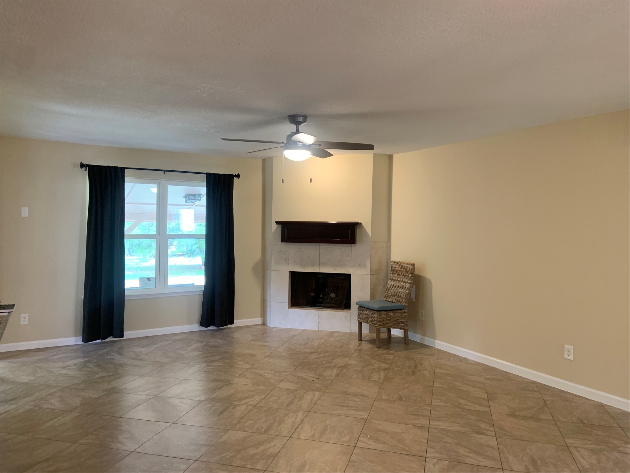 16618 Oxnard Lane, Friendswood, TX 77546