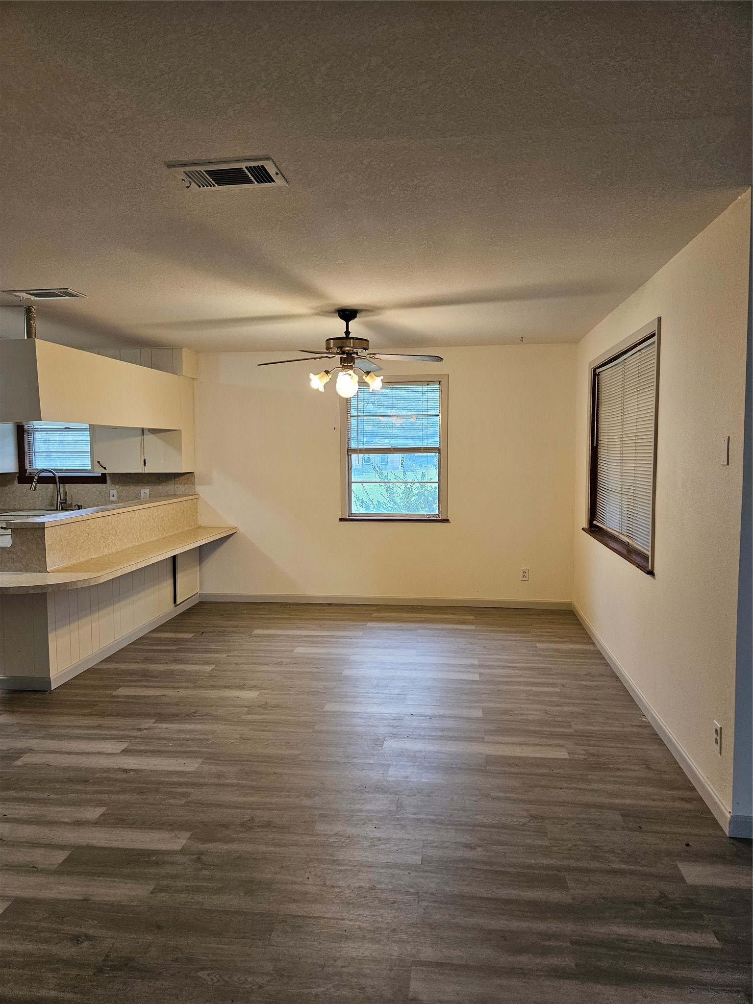 2605 B F Terry Boulevard, Rosenberg, TX 77471