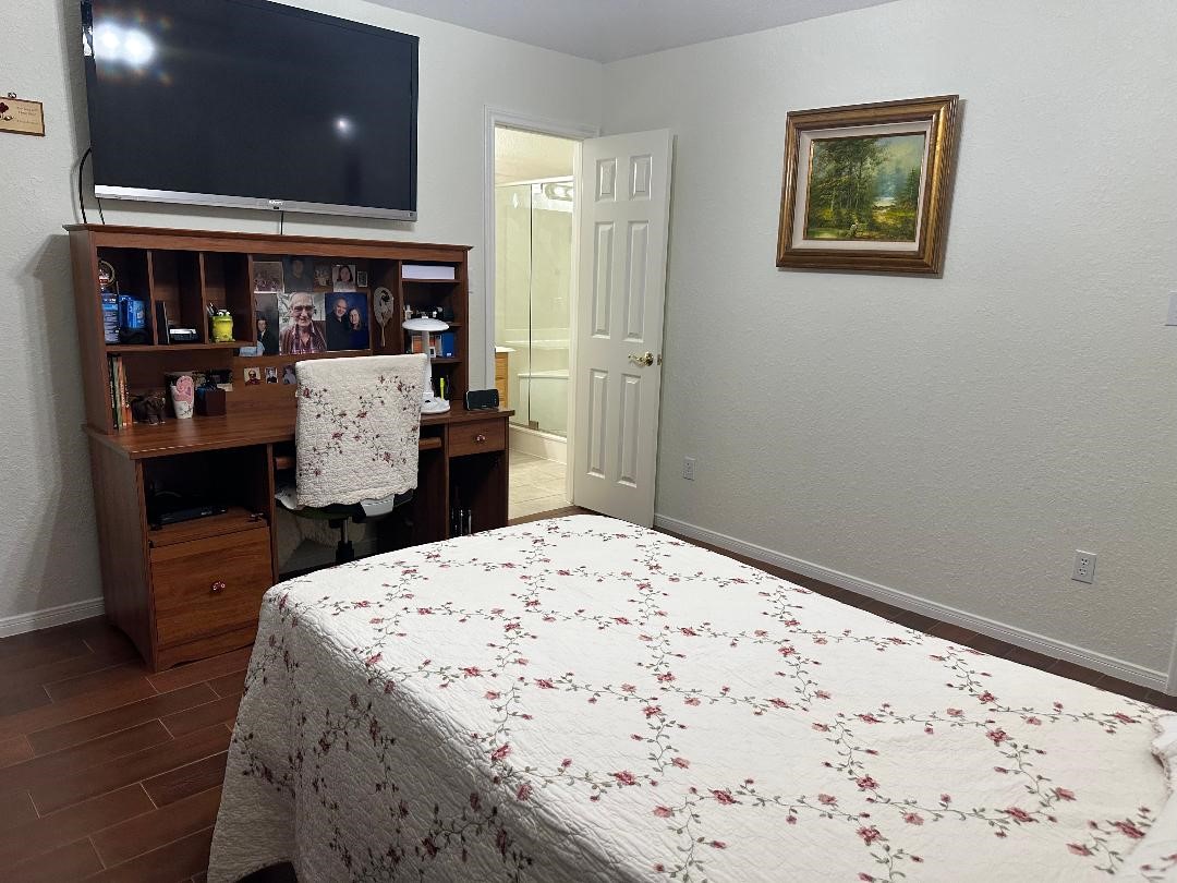 603 Manor Drive, Angleton, TX 77515