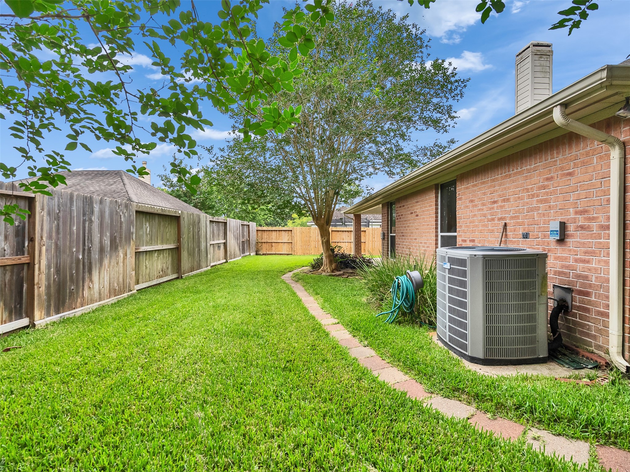 4123 Ridgepoint Drive, Pearland, TX 77584