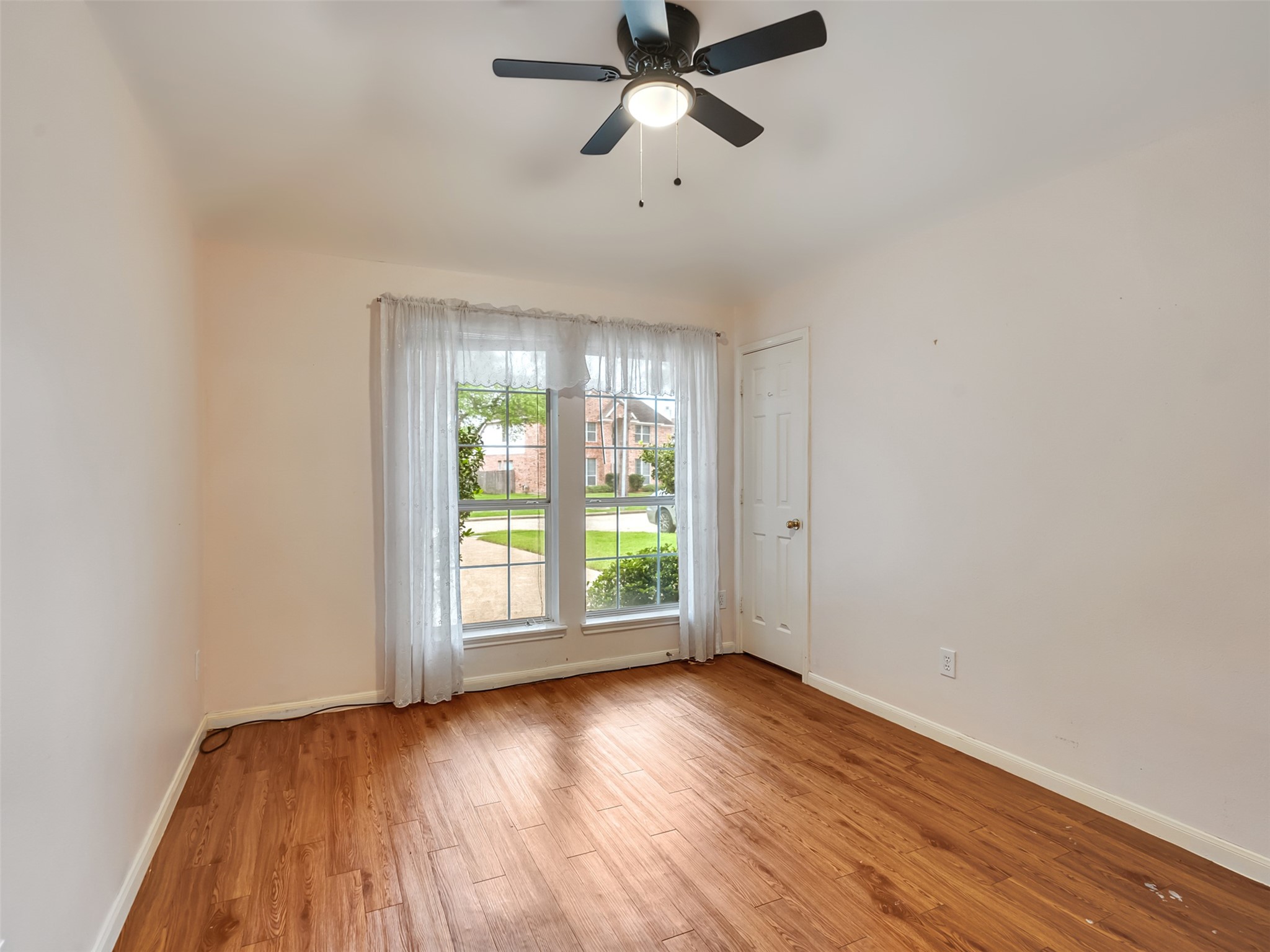 4123 Ridgepoint Drive, Pearland, TX 77584