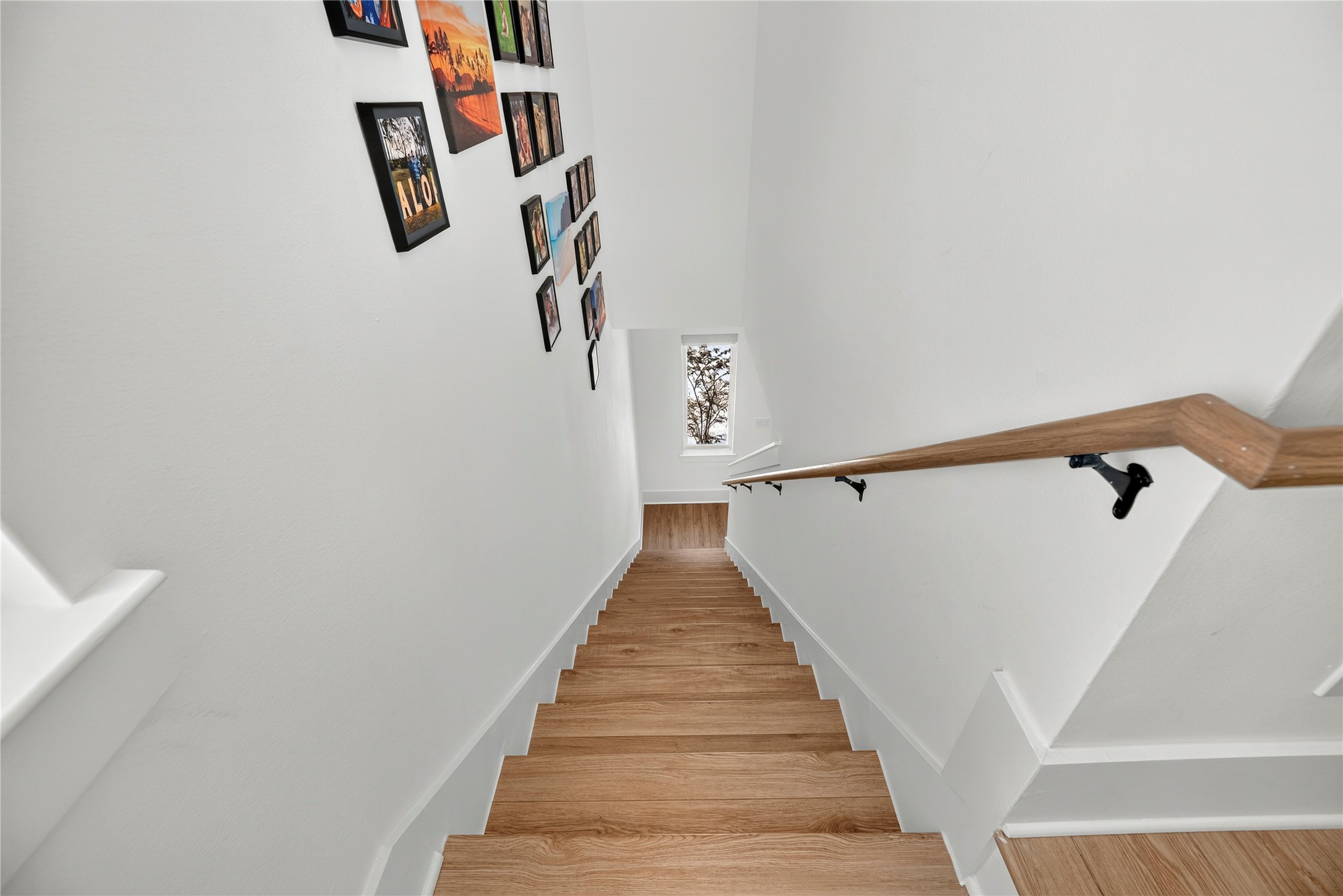 869 Mansfield Street, #E, Houston, TX 77091