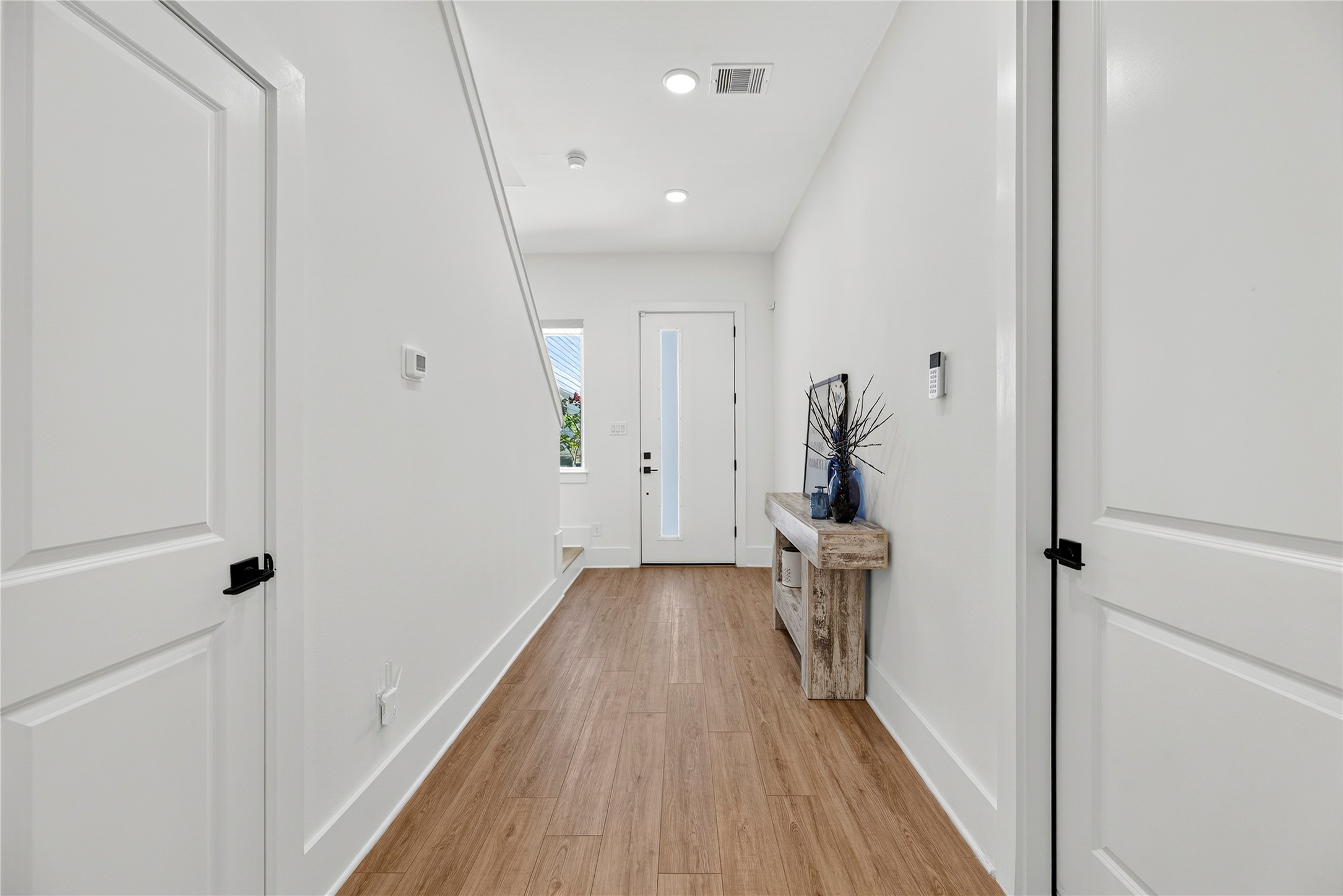 869 Mansfield Street, #E, Houston, TX 77091