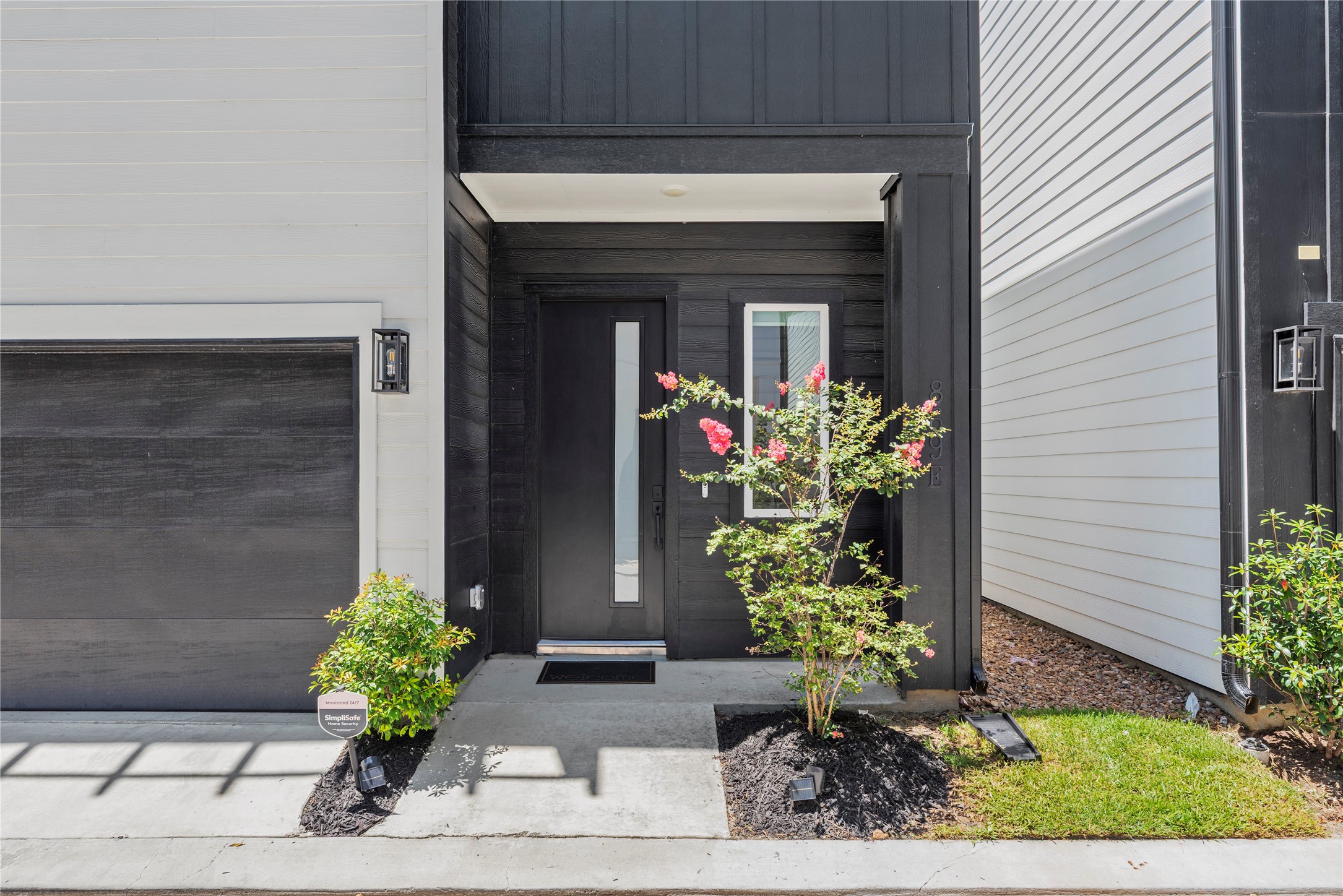 869 Mansfield Street, #E, Houston, TX 77091