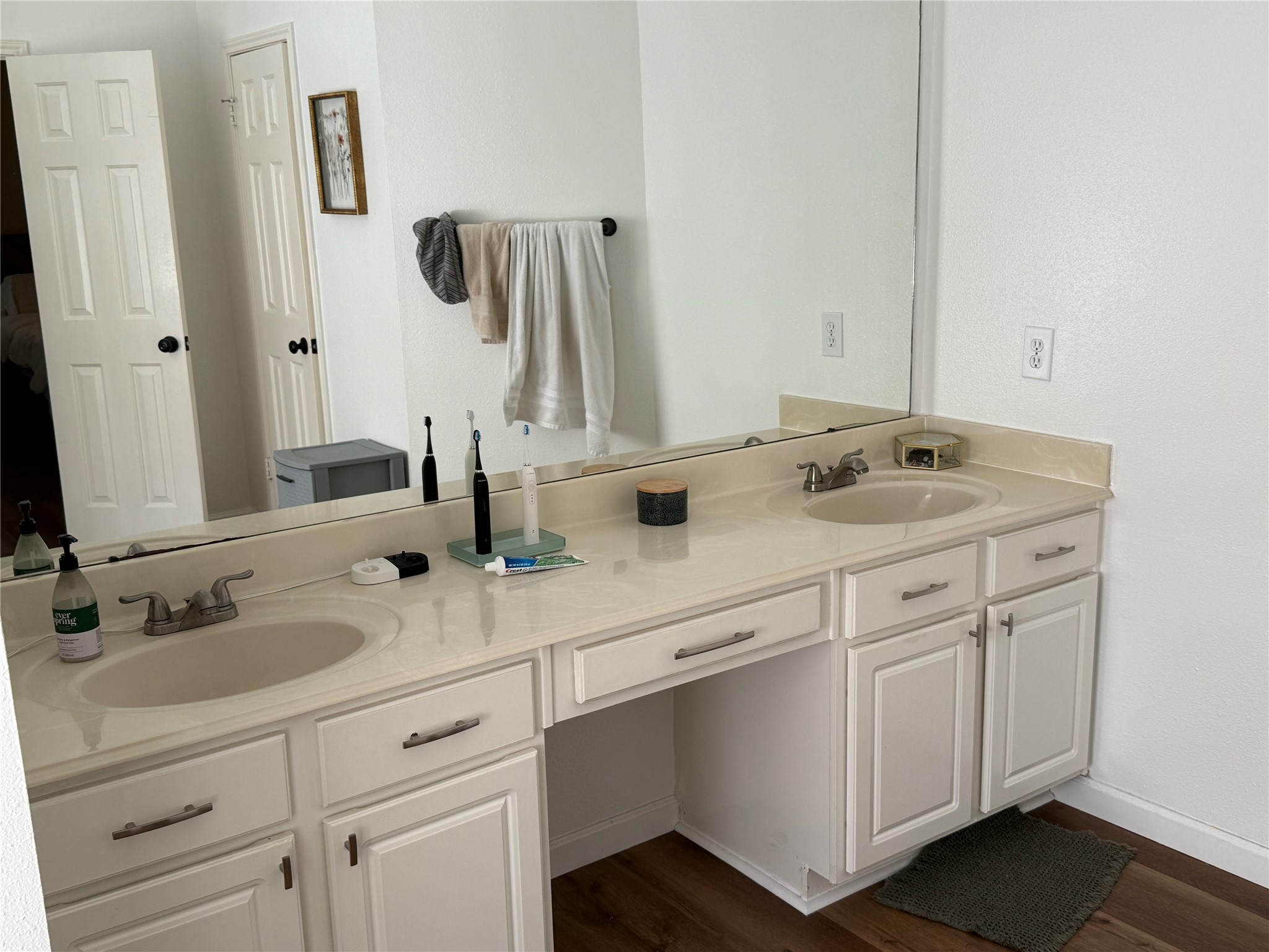 3109 Watercastle Court, League City, TX 77573