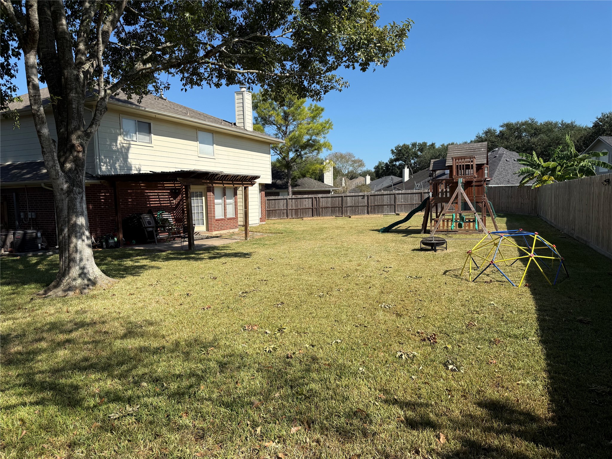 3109 Watercastle Court, League City, TX 77573