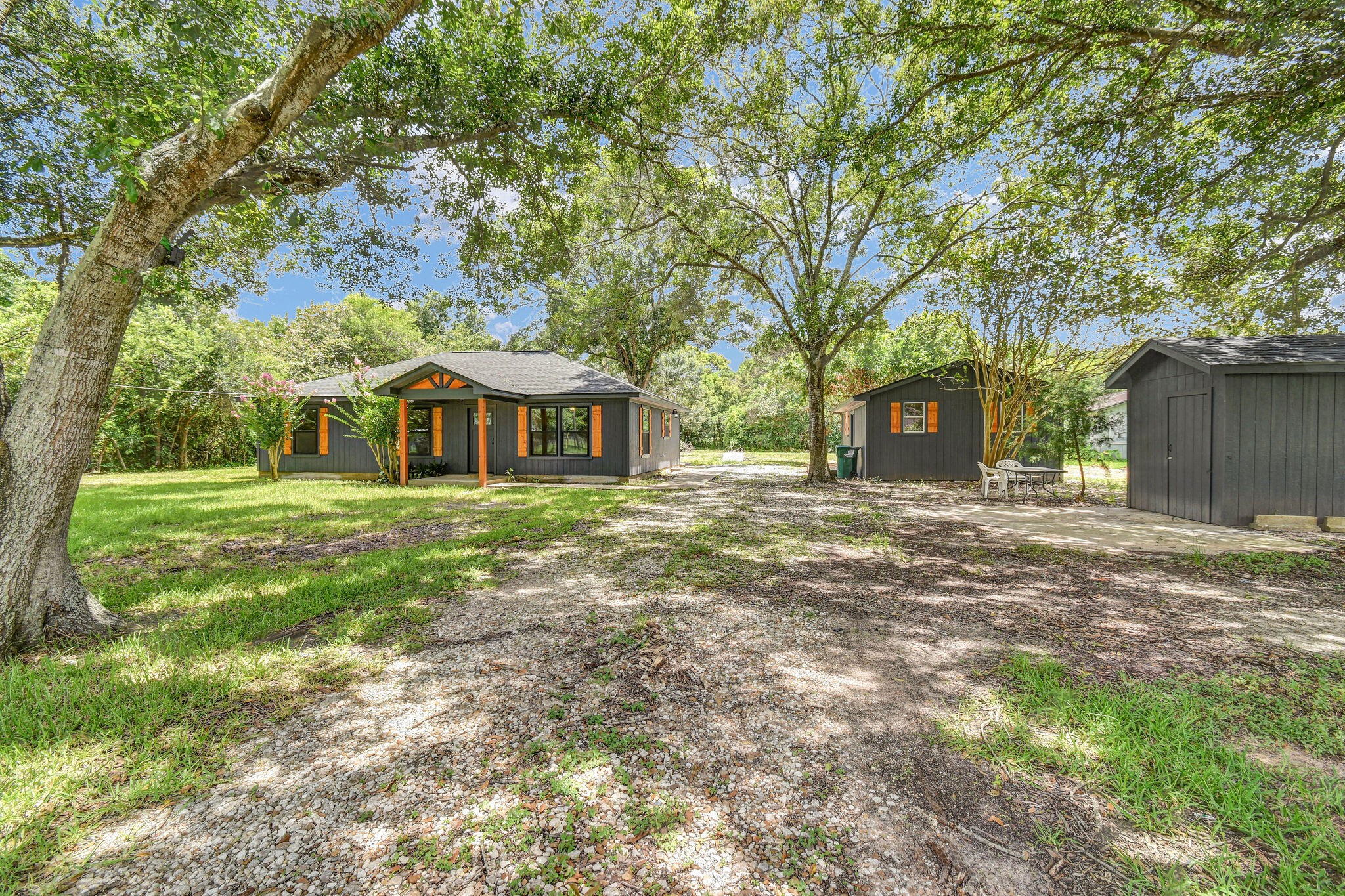 4922 County Road 937b, Alvin, TX 77511