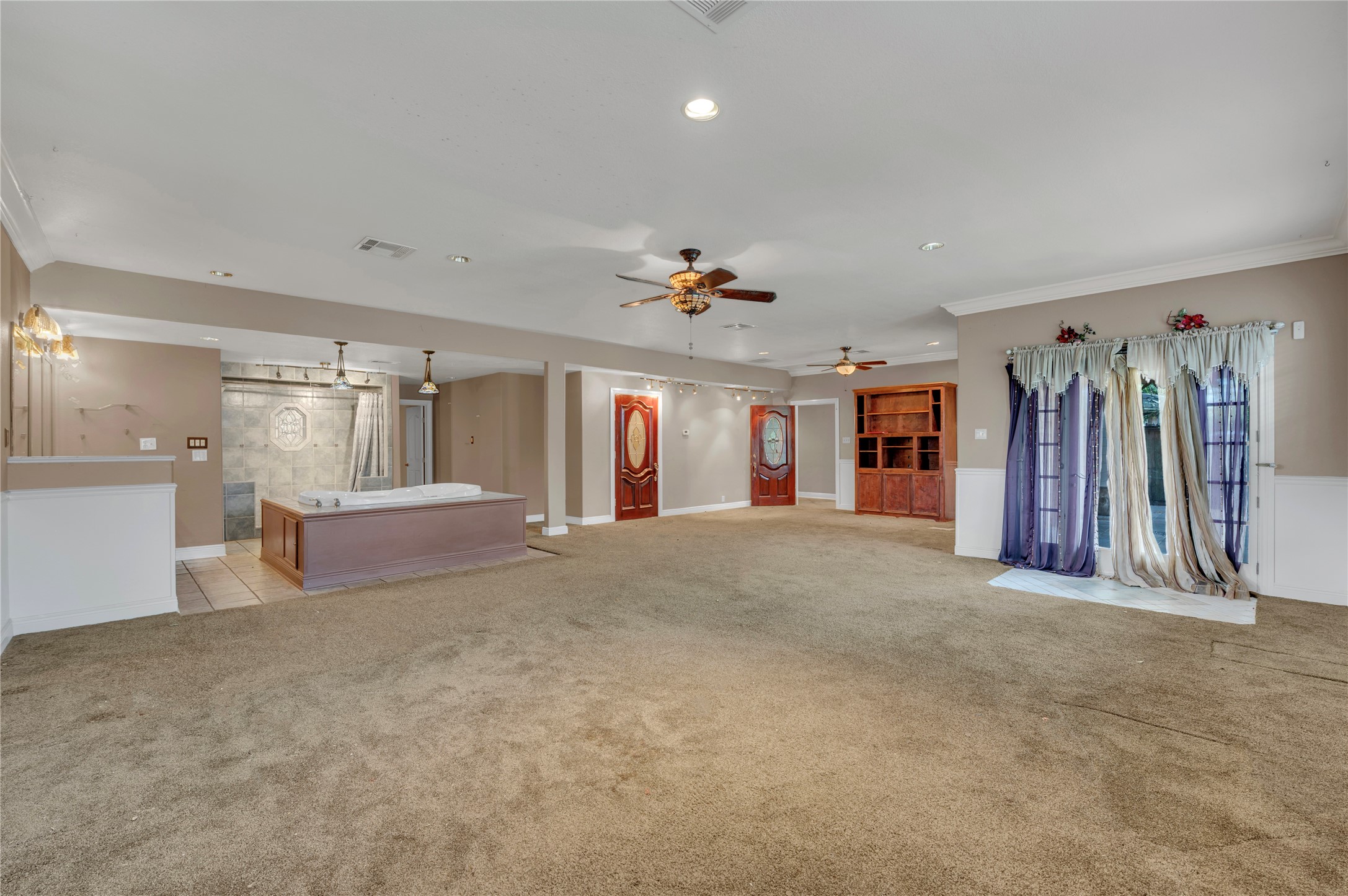 6903 Meadowlark Lane, Alvin, TX 77511