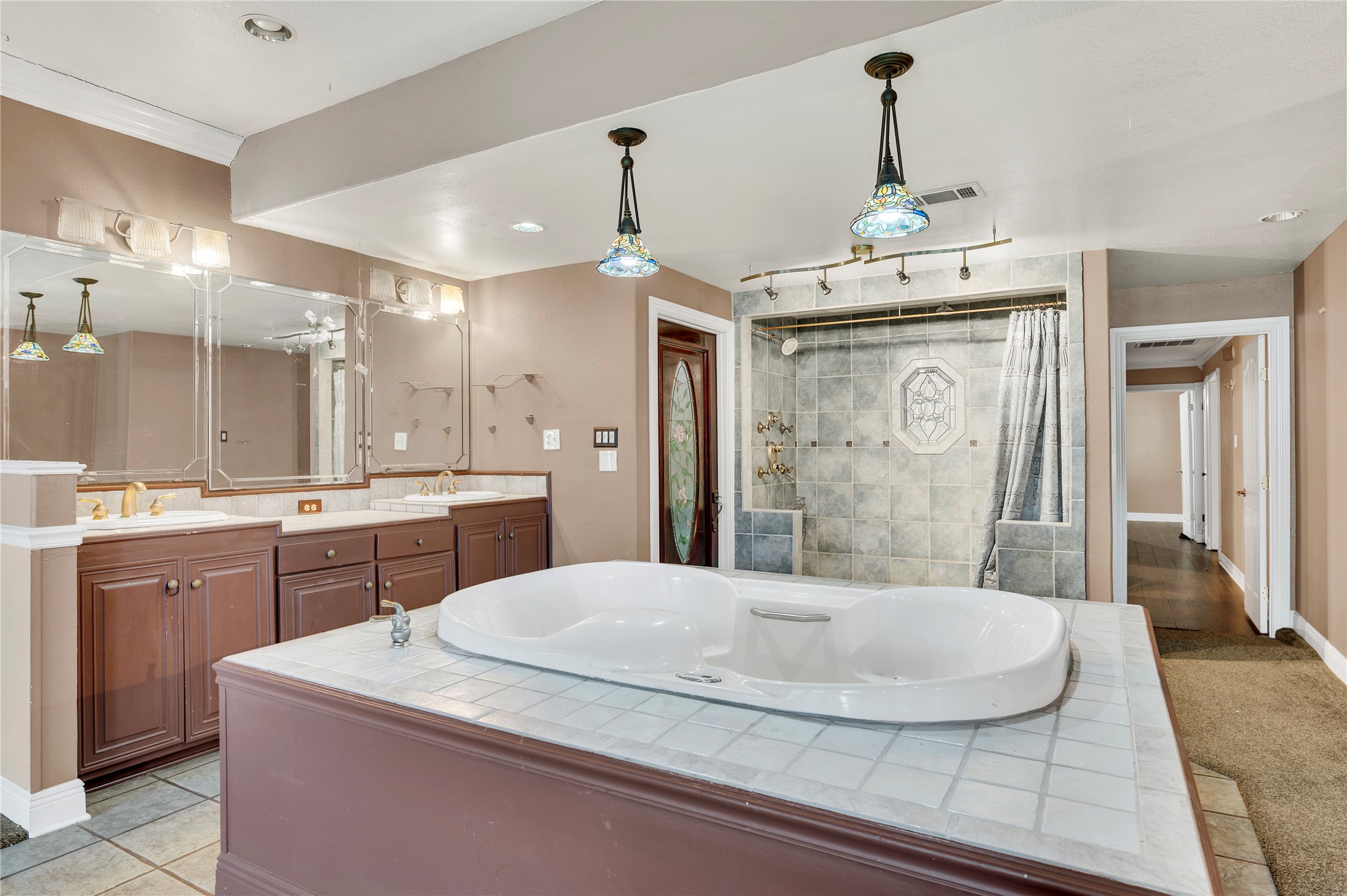 6903 Meadowlark Lane, Alvin, TX 77511