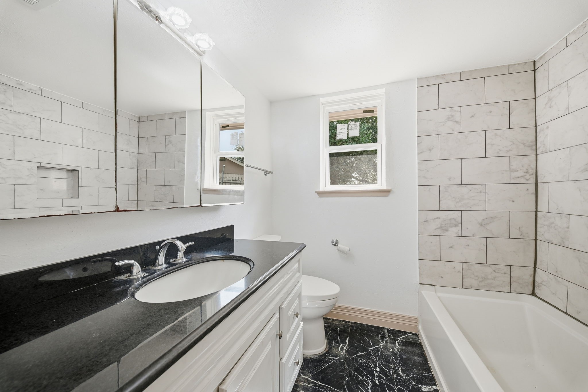 12302 Swinbrook Lane, Houston, TX 77039