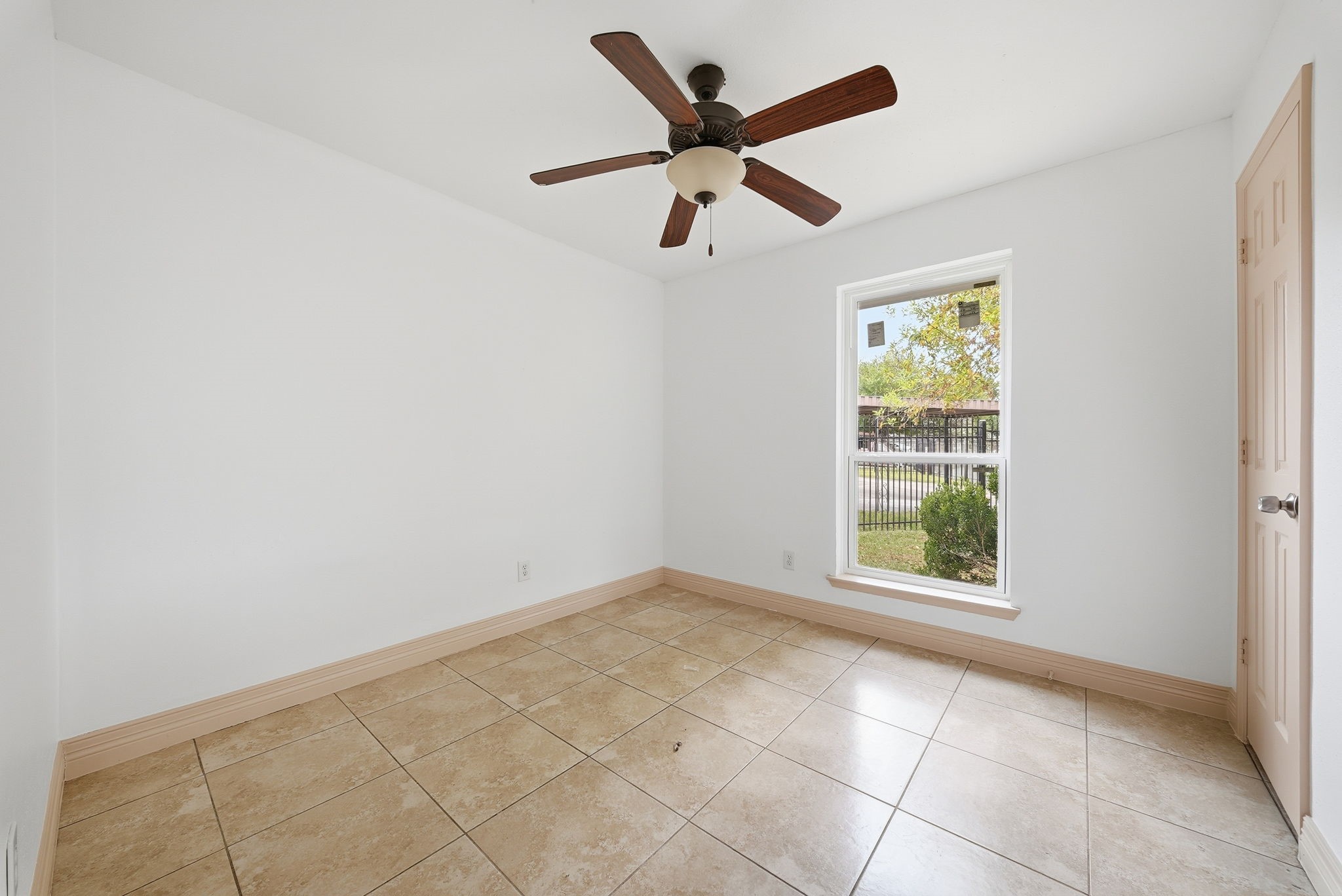12302 Swinbrook Lane, Houston, TX 77039