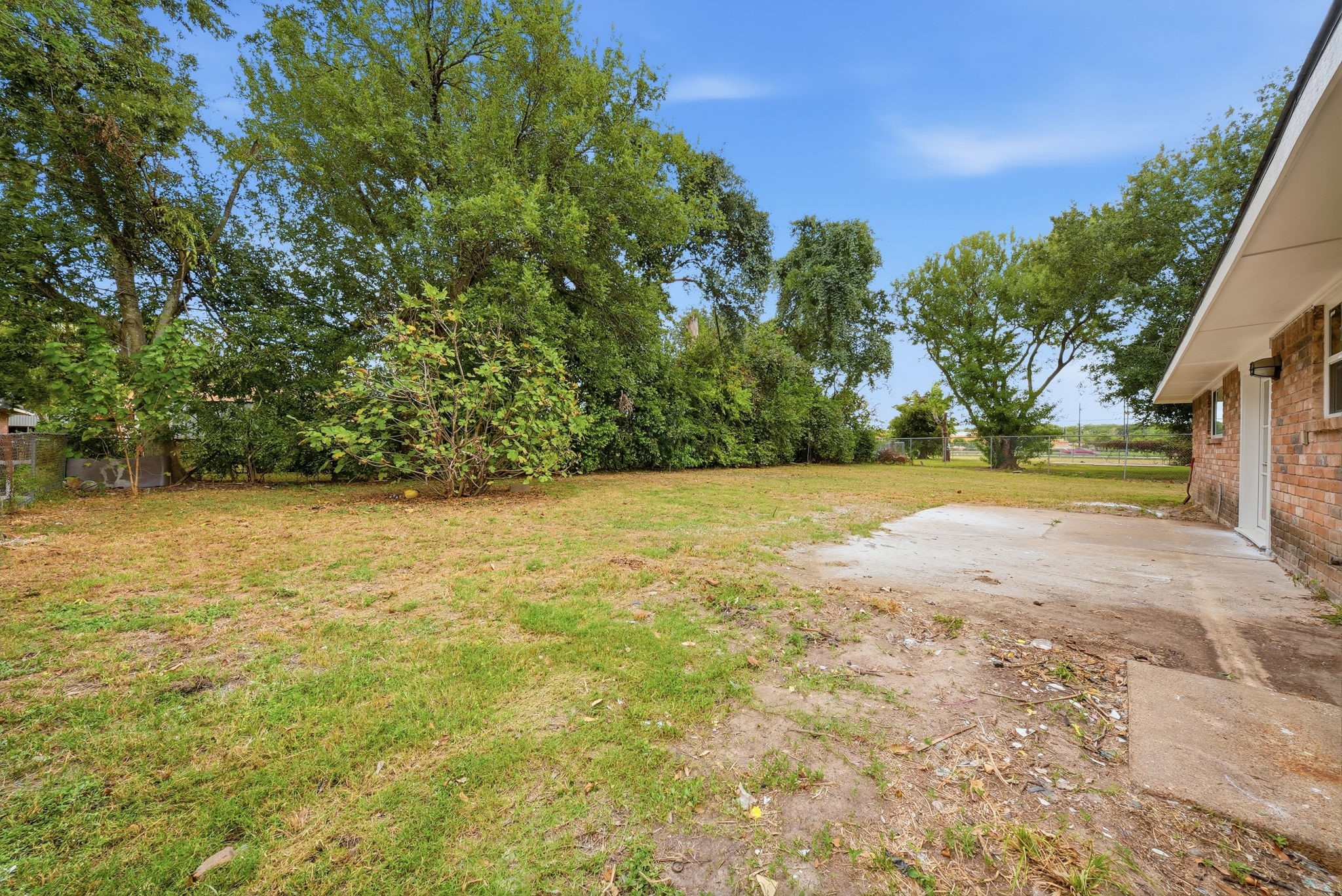 12302 Swinbrook Lane, Houston, TX 77039