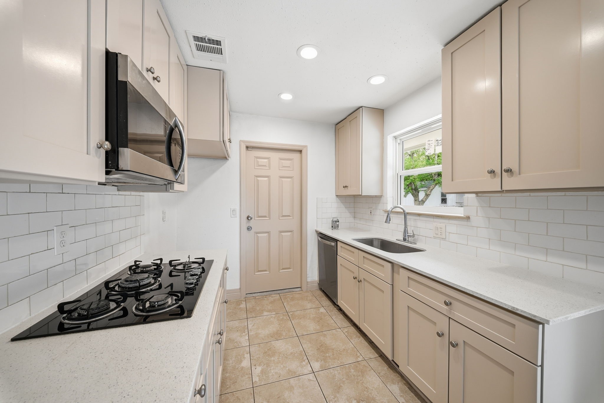 12302 Swinbrook Lane, Houston, TX 77039