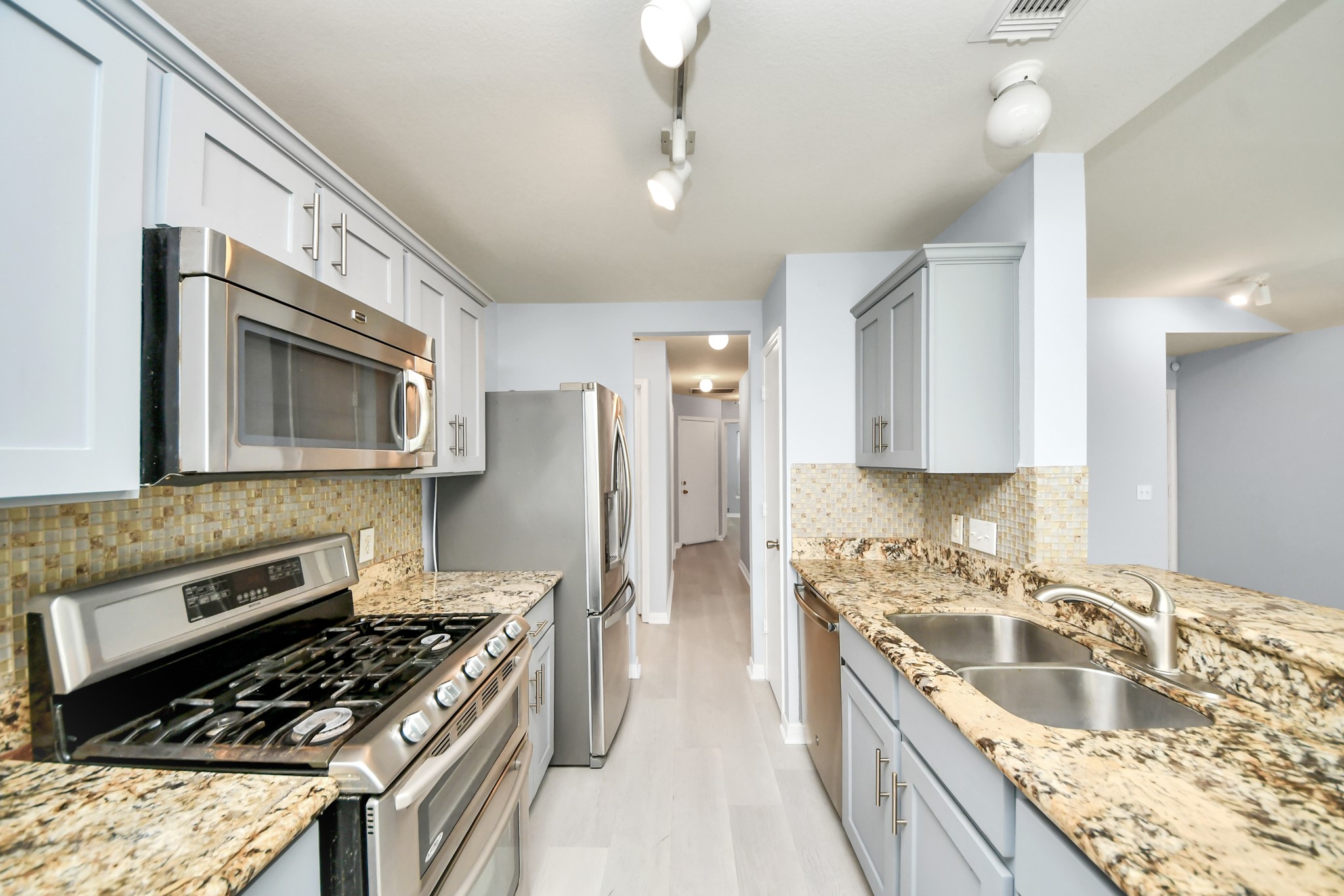 3030 Red Stag Pass, Missouri City, TX 77459