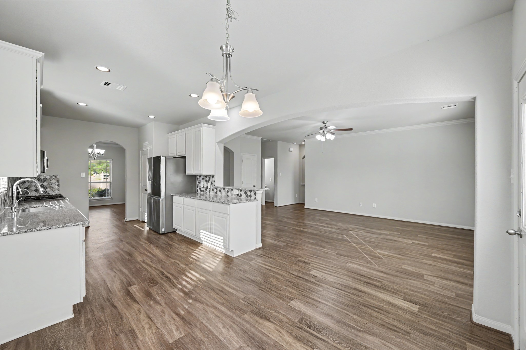 1703 Wandering Hills Road, Conroe, TX 77304