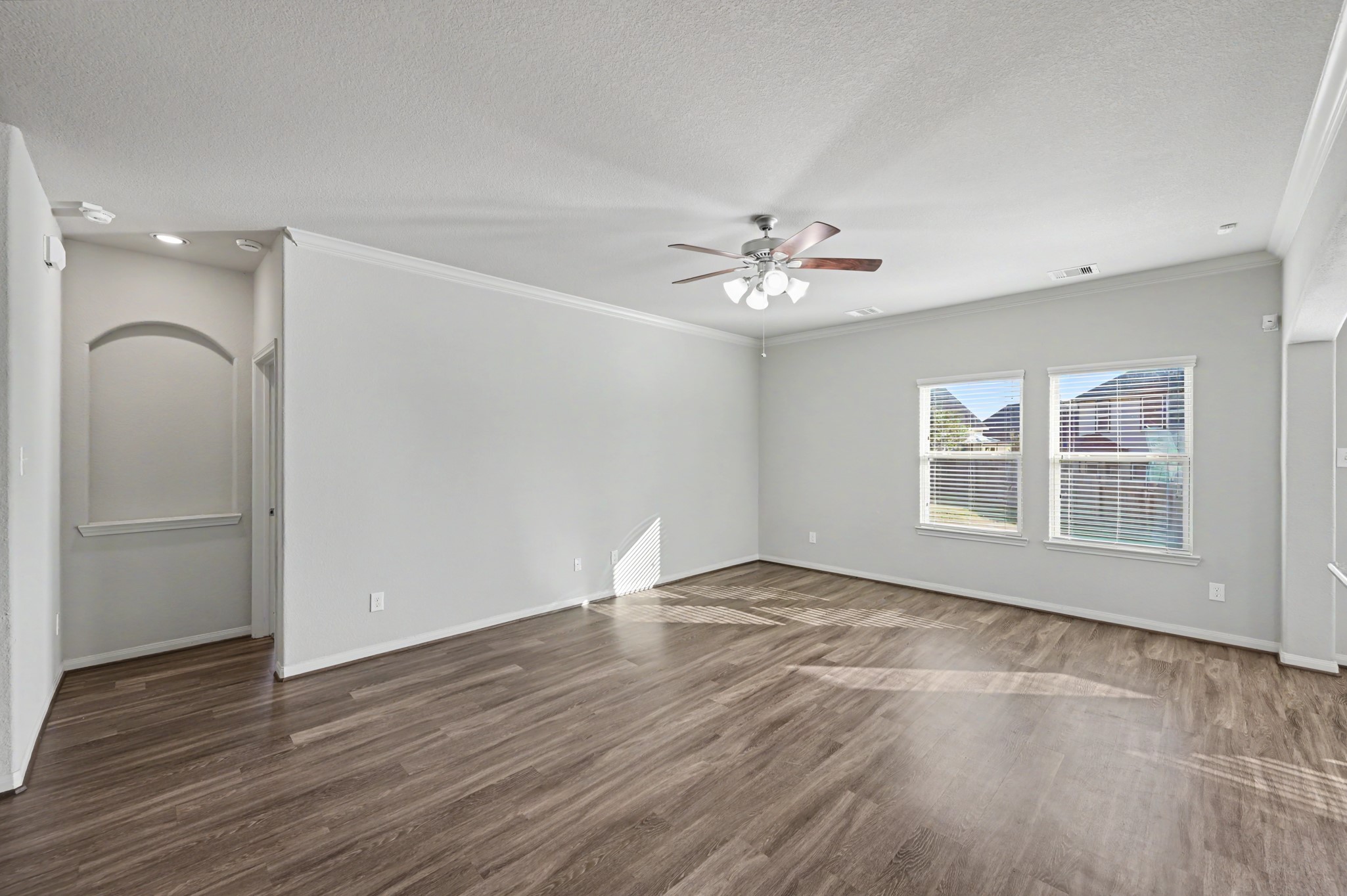 1703 Wandering Hills Road, Conroe, TX 77304