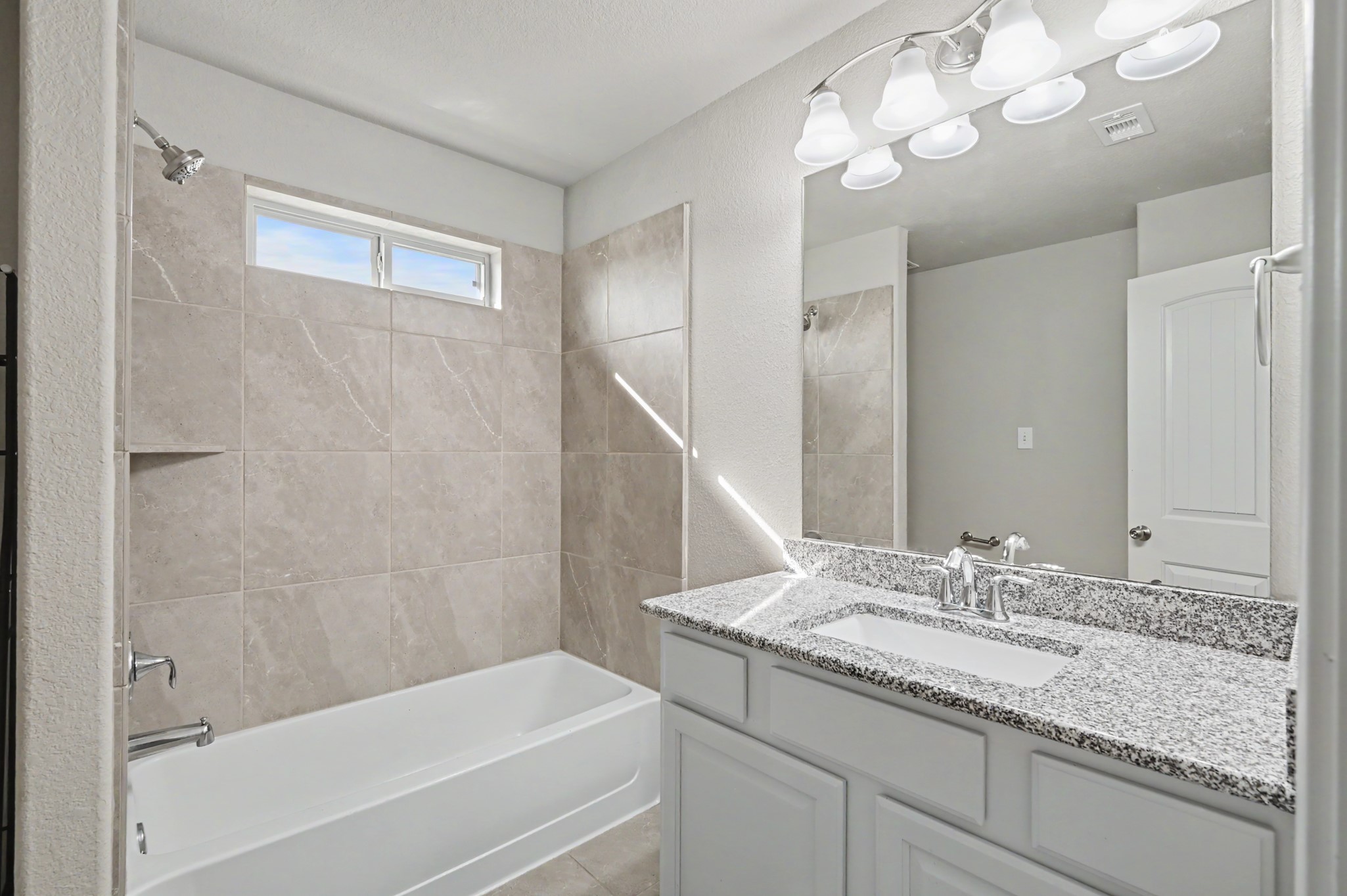 1703 Wandering Hills Road, Conroe, TX 77304
