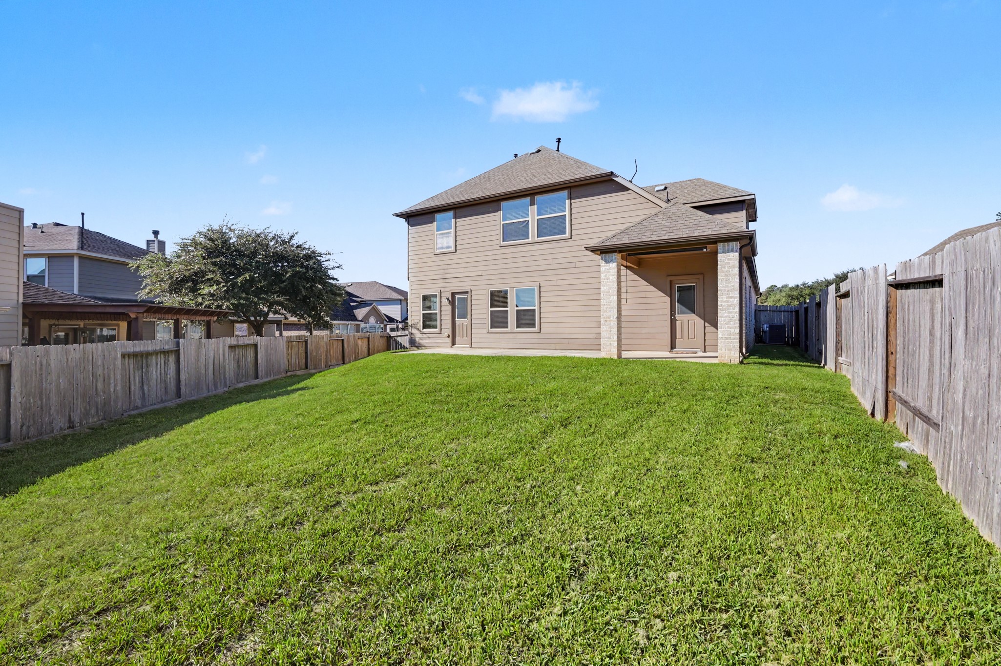 1703 Wandering Hills Road, Conroe, TX 77304