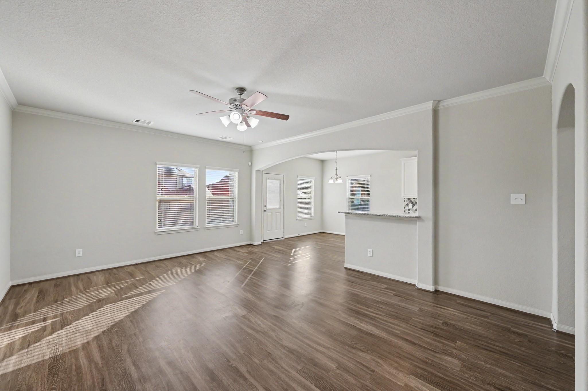 1703 Wandering Hills Road, Conroe, TX 77304