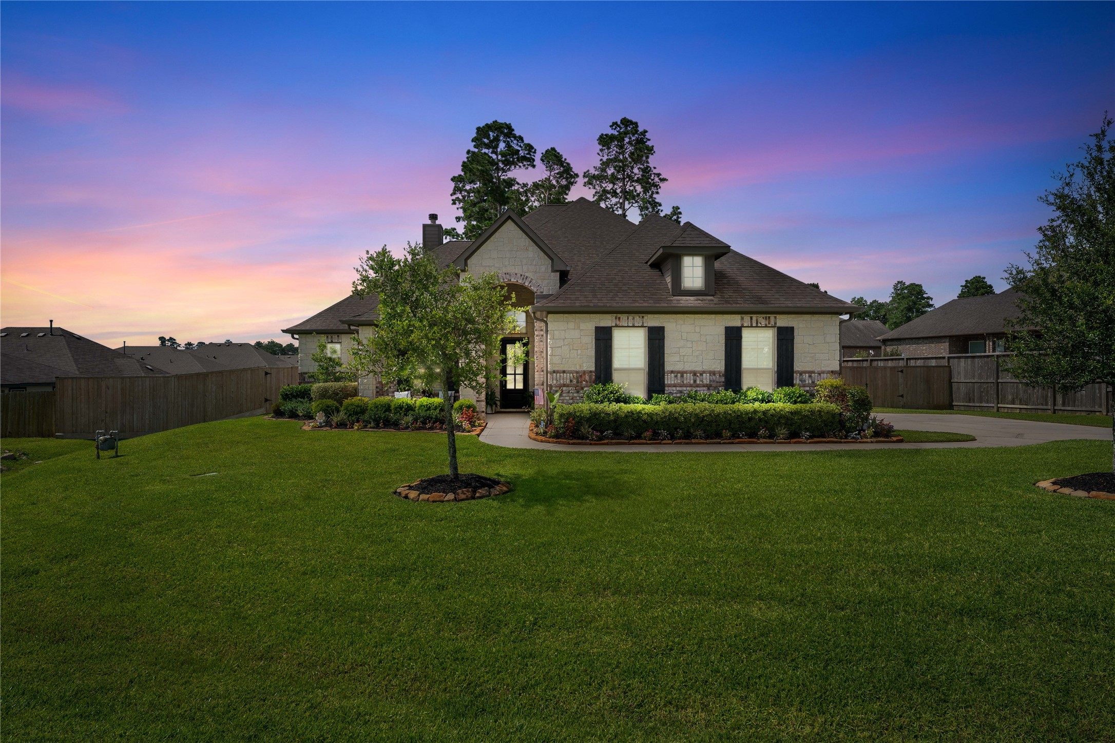 Timeless curb appeal on nearly half an acre in Mostyn Manor Reserve