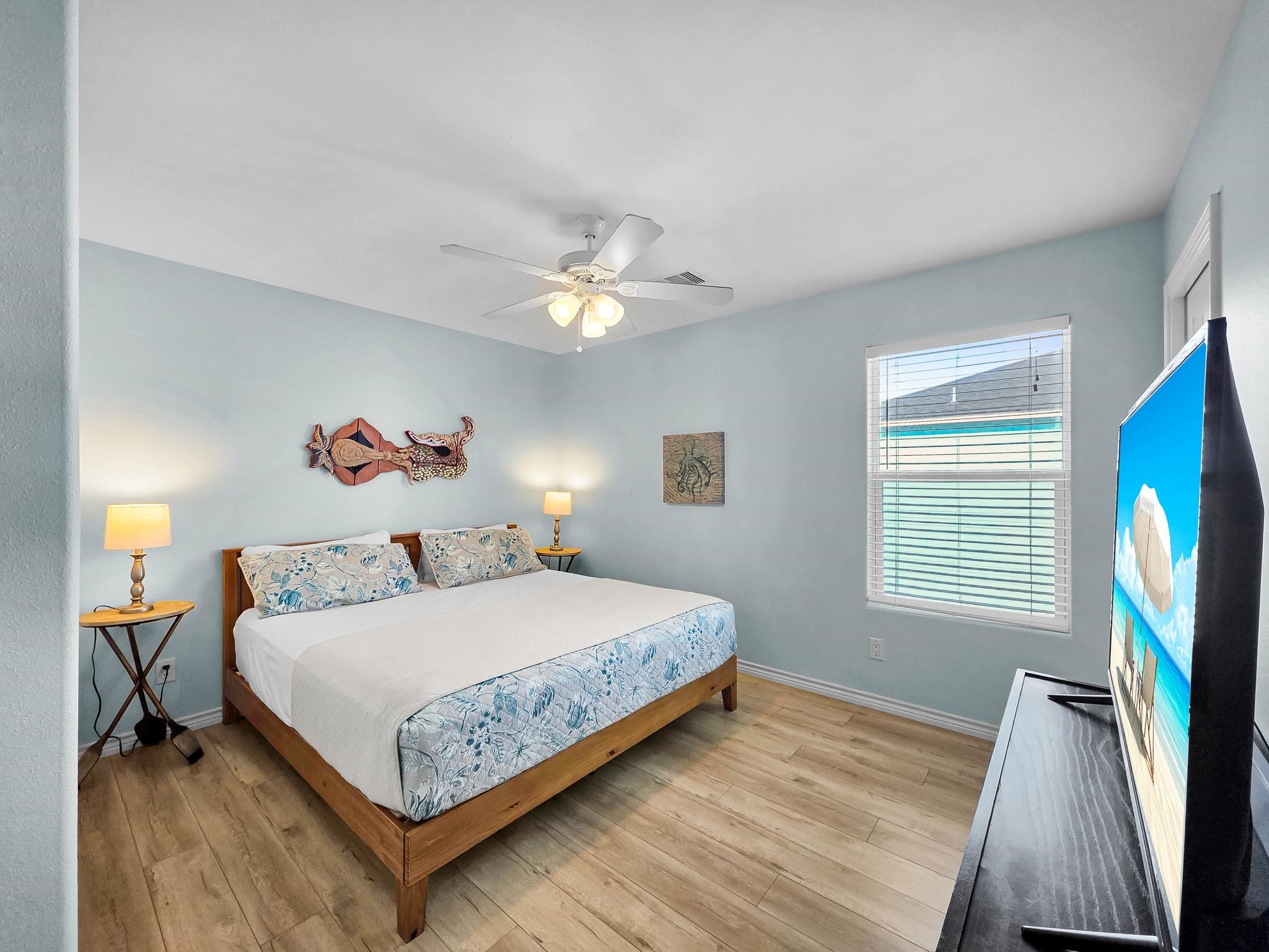 1387 Keith Avenue, Gilchrist, TX 77617