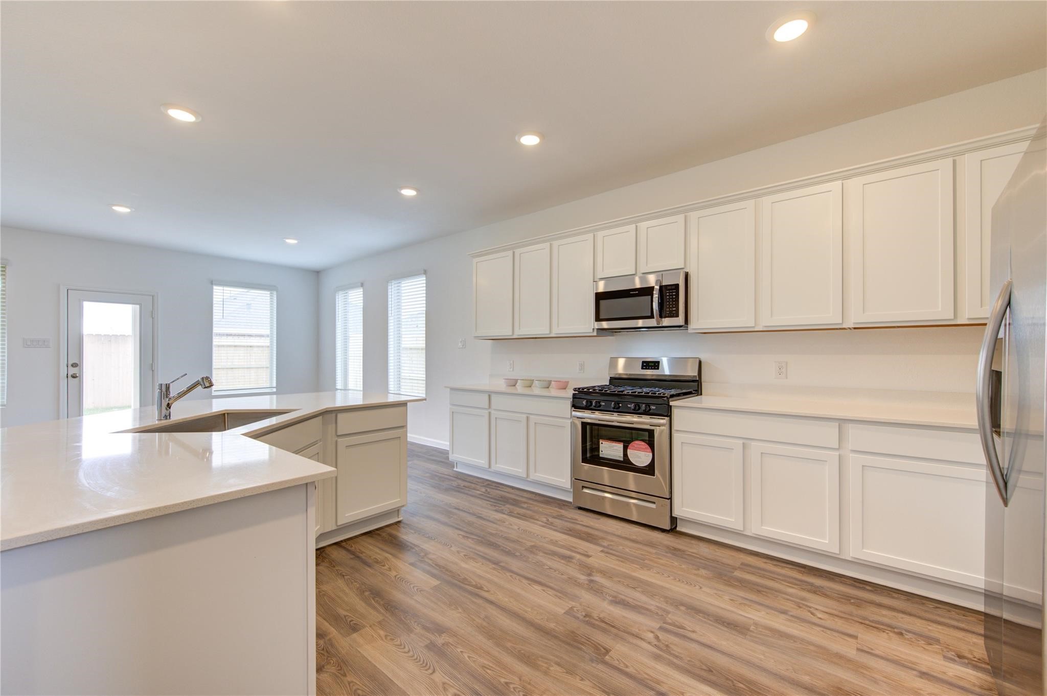 2912 Eden Lake Lane, Katy, TX 77493
